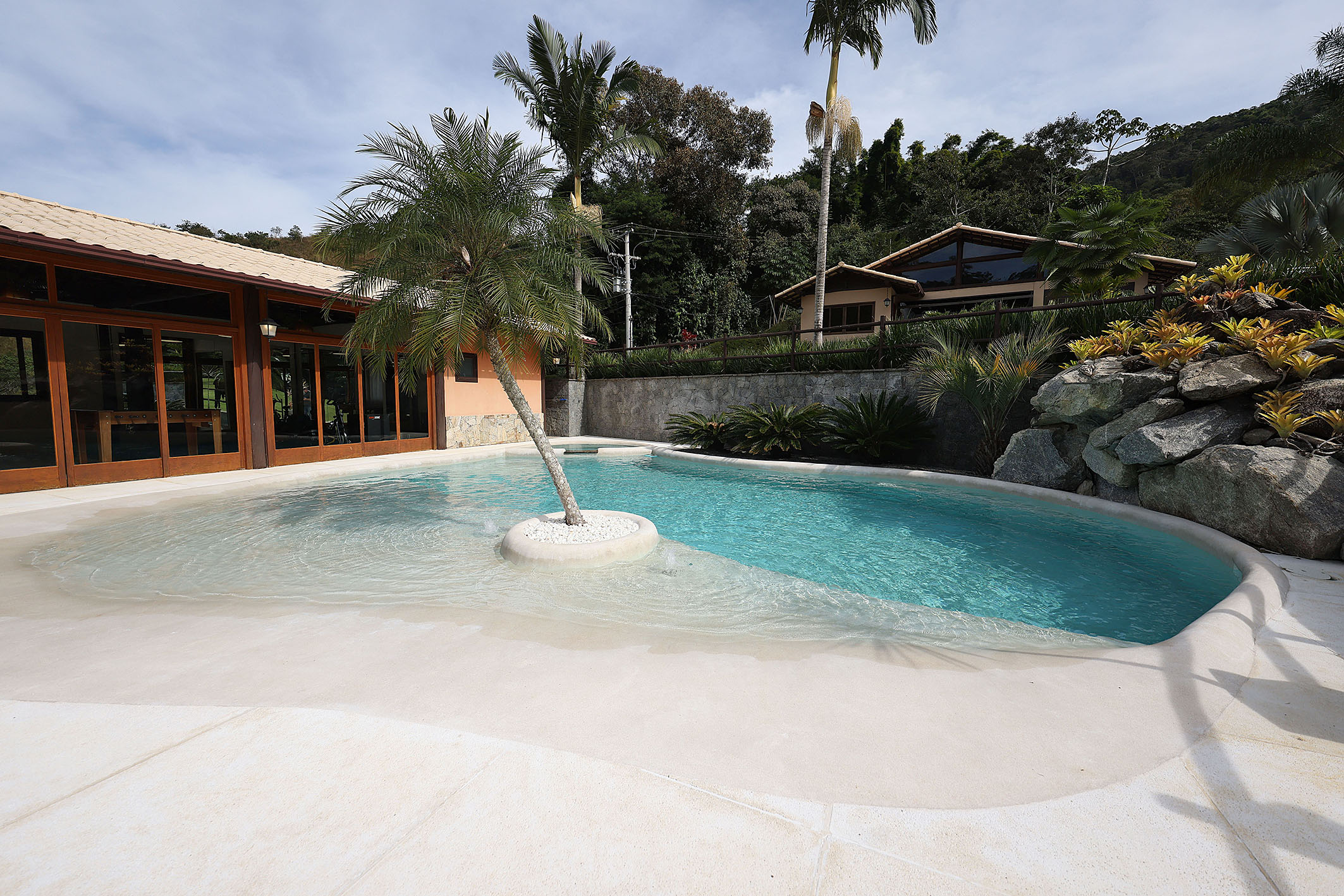  Private countryside retreat with extensive leisure amenities in Itaipava - 物件實景