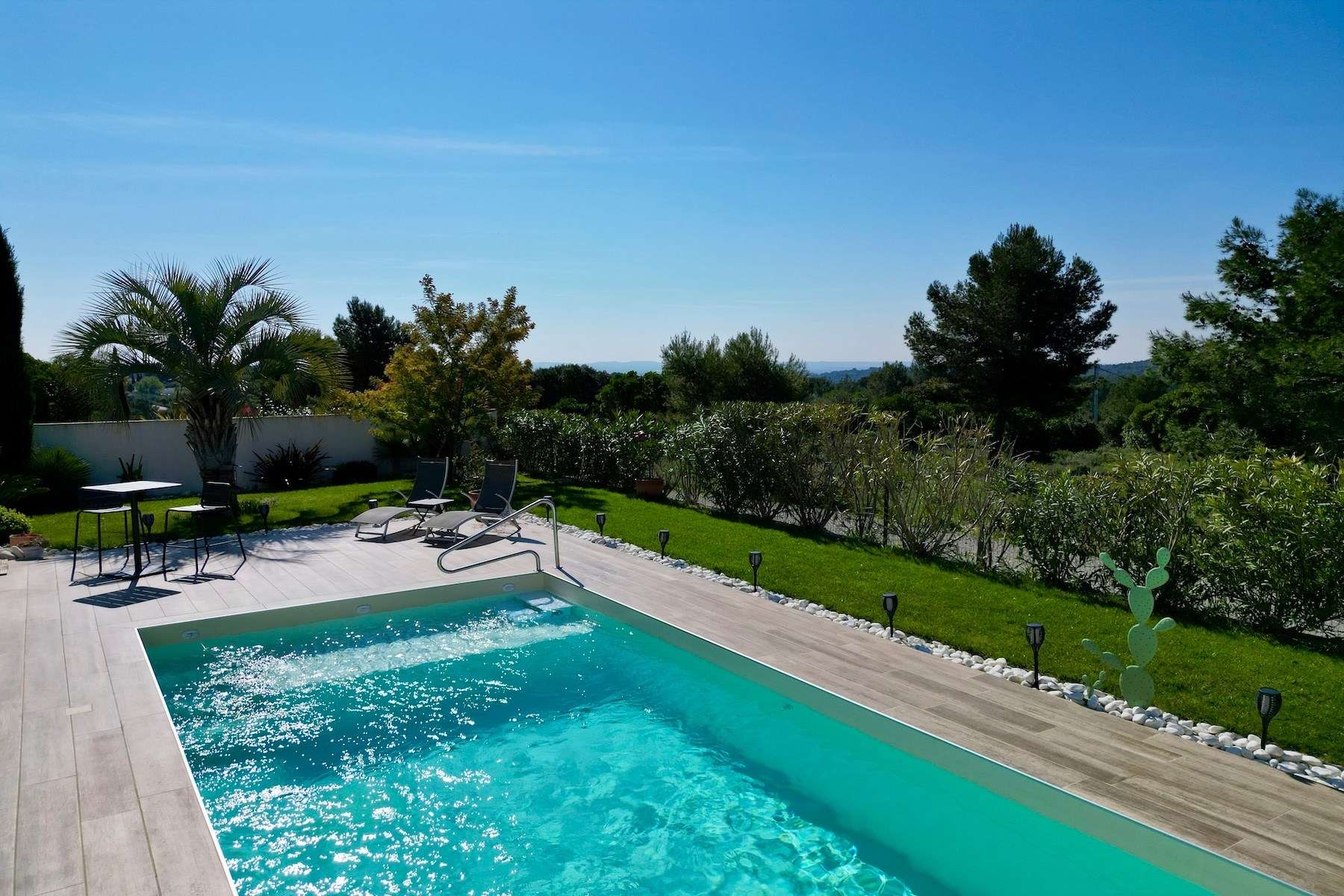  Nimes Contemporary Single-Storey Villa with Panoramic Garrigue Views - 物件實景