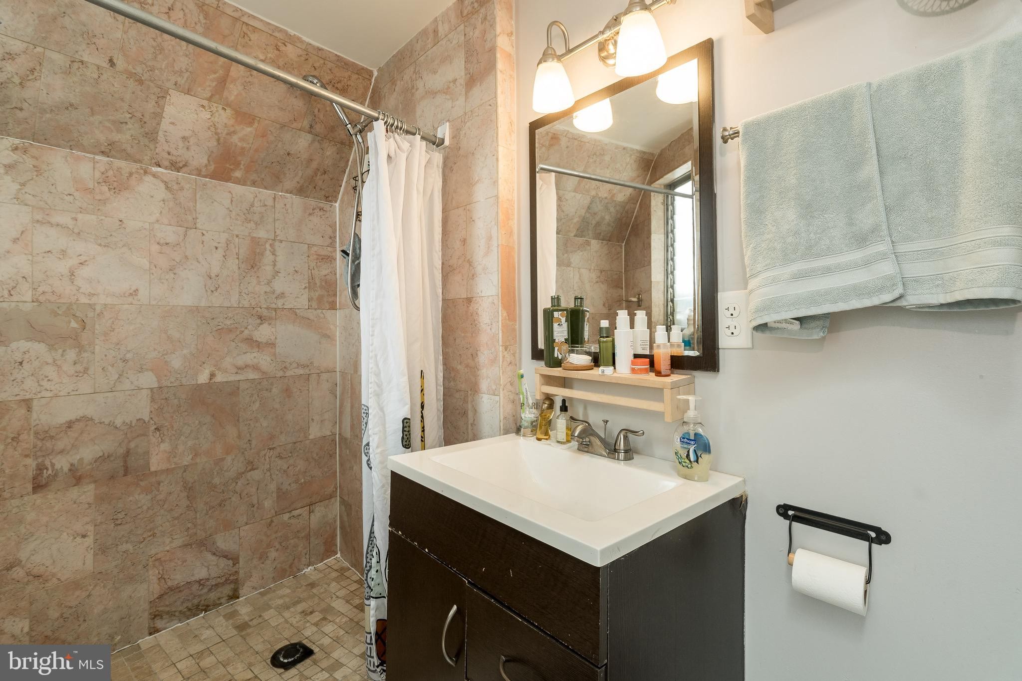 PHILADELPHIA, Pennsylvania, 19148, United States, ,Residential,For Sale,1920328