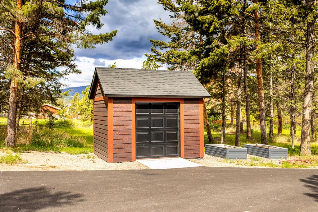 Big Arm, Montana, 59910, United States, 3 Bedrooms Bedrooms, ,3 BathroomsBathrooms,Residential,For Sale,1830037