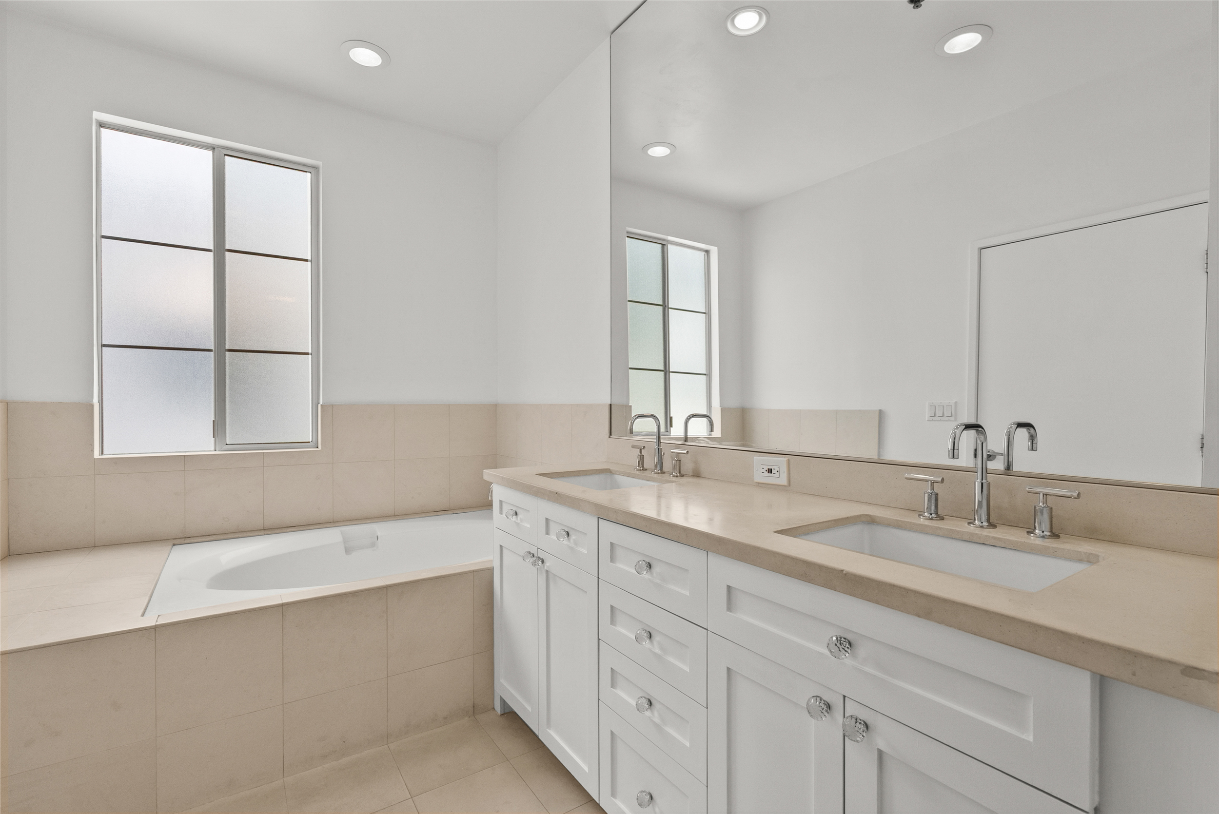  5400 Playa Vista Dr - 物件實景