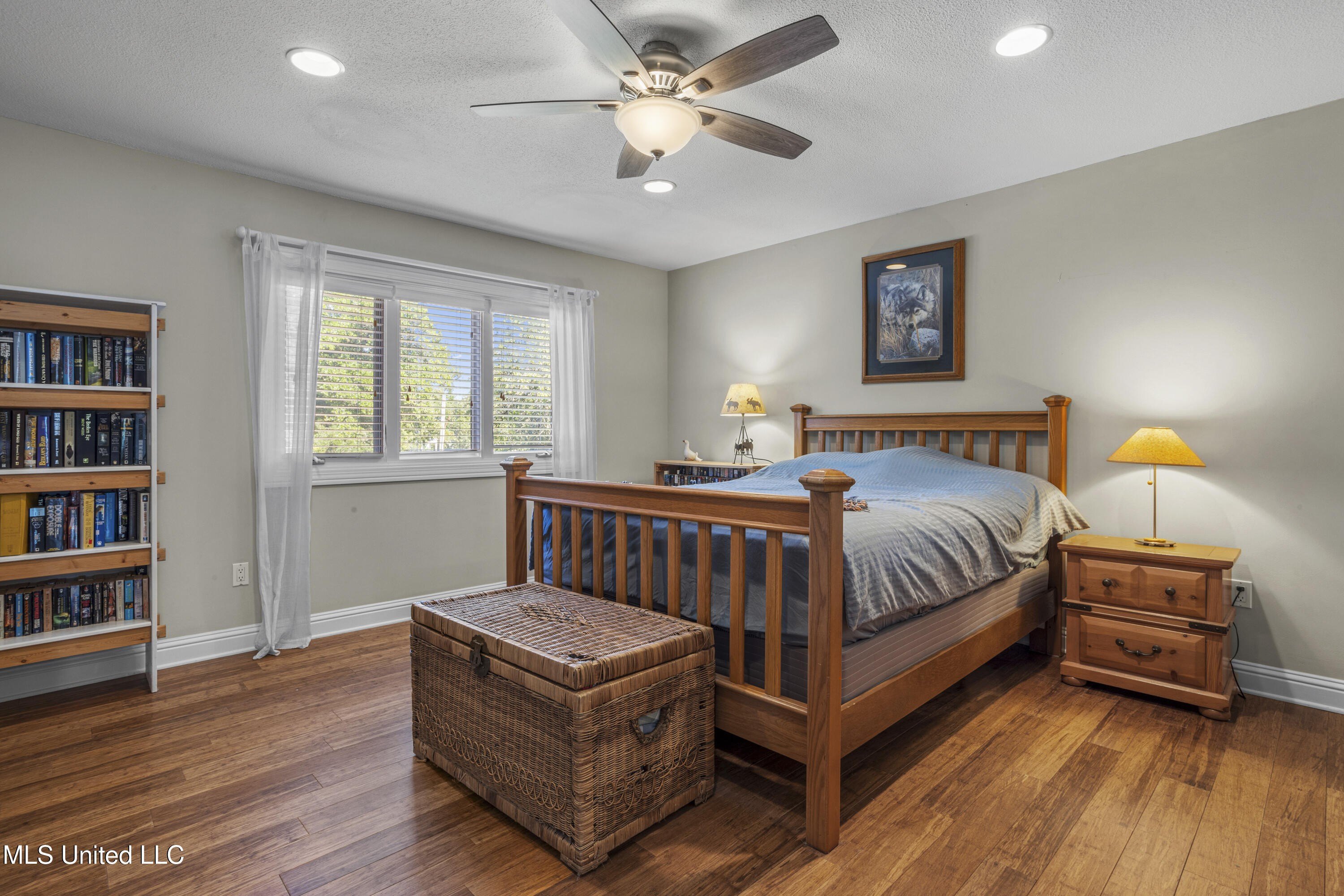 Gulfport, Mississippi, 39507, United States, 4 Bedrooms Bedrooms, ,4 BathroomsBathrooms,Residential,For Sale,1974539