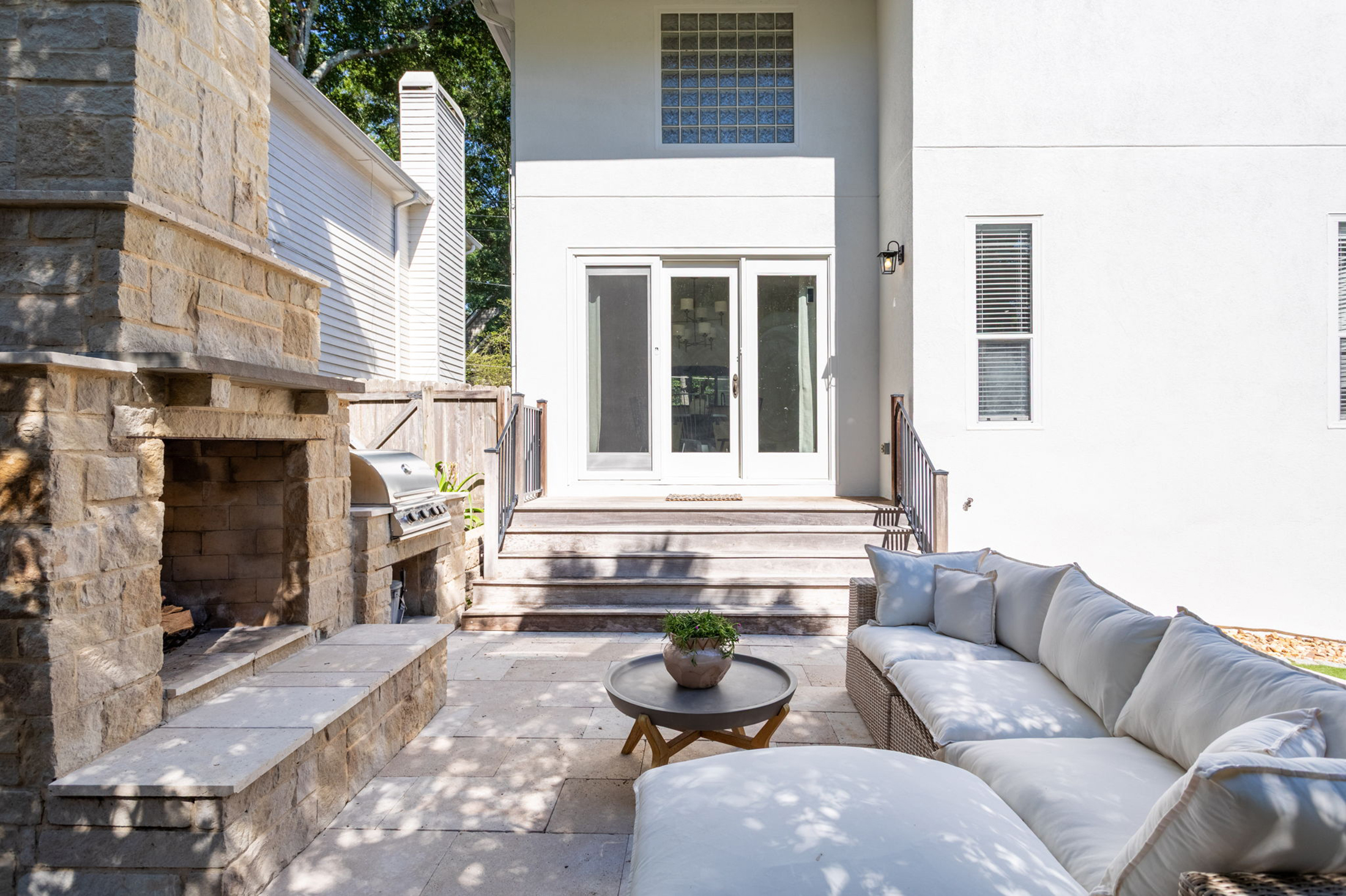  Beautifully Renovated Residence in Brookhaven Fields - 物件實景