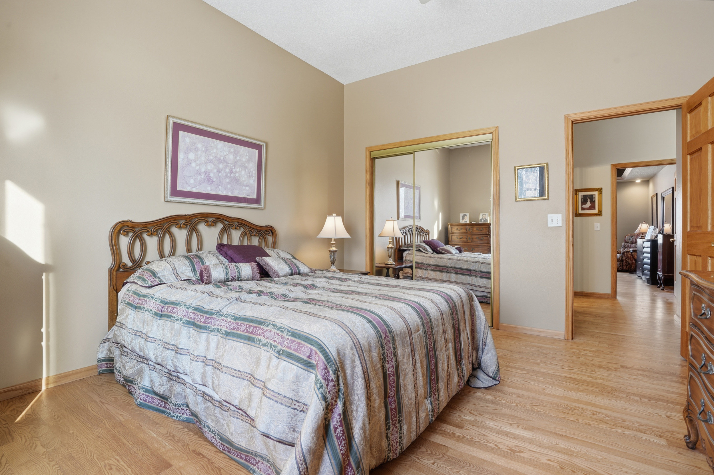 Washington, Iowa, 52353, United States, 5 Bedrooms Bedrooms, ,3 BathroomsBathrooms,Residential,For Sale,2008132