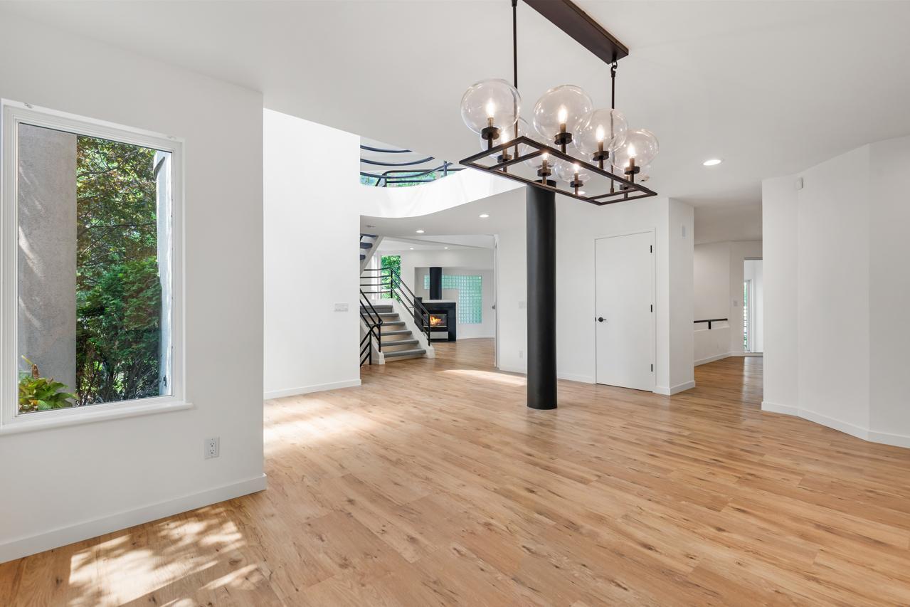 Minnetonka, Minnesota, 55305, United States, 3 Bedrooms Bedrooms, ,2 BathroomsBathrooms,Residential,For Sale,1903337
