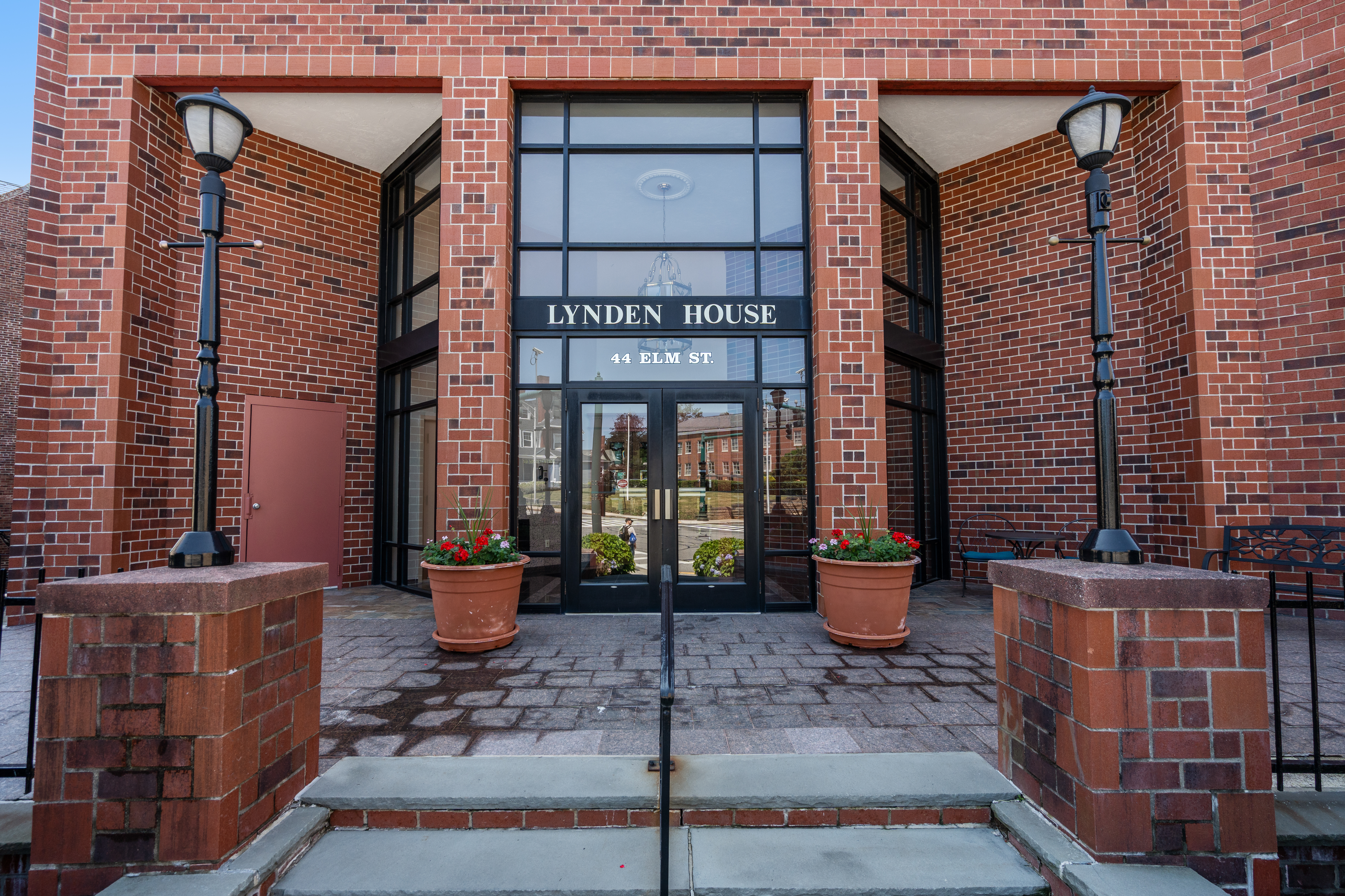  44 Elm, Unit 102, Worcester, MA, 01690 - 物件實景