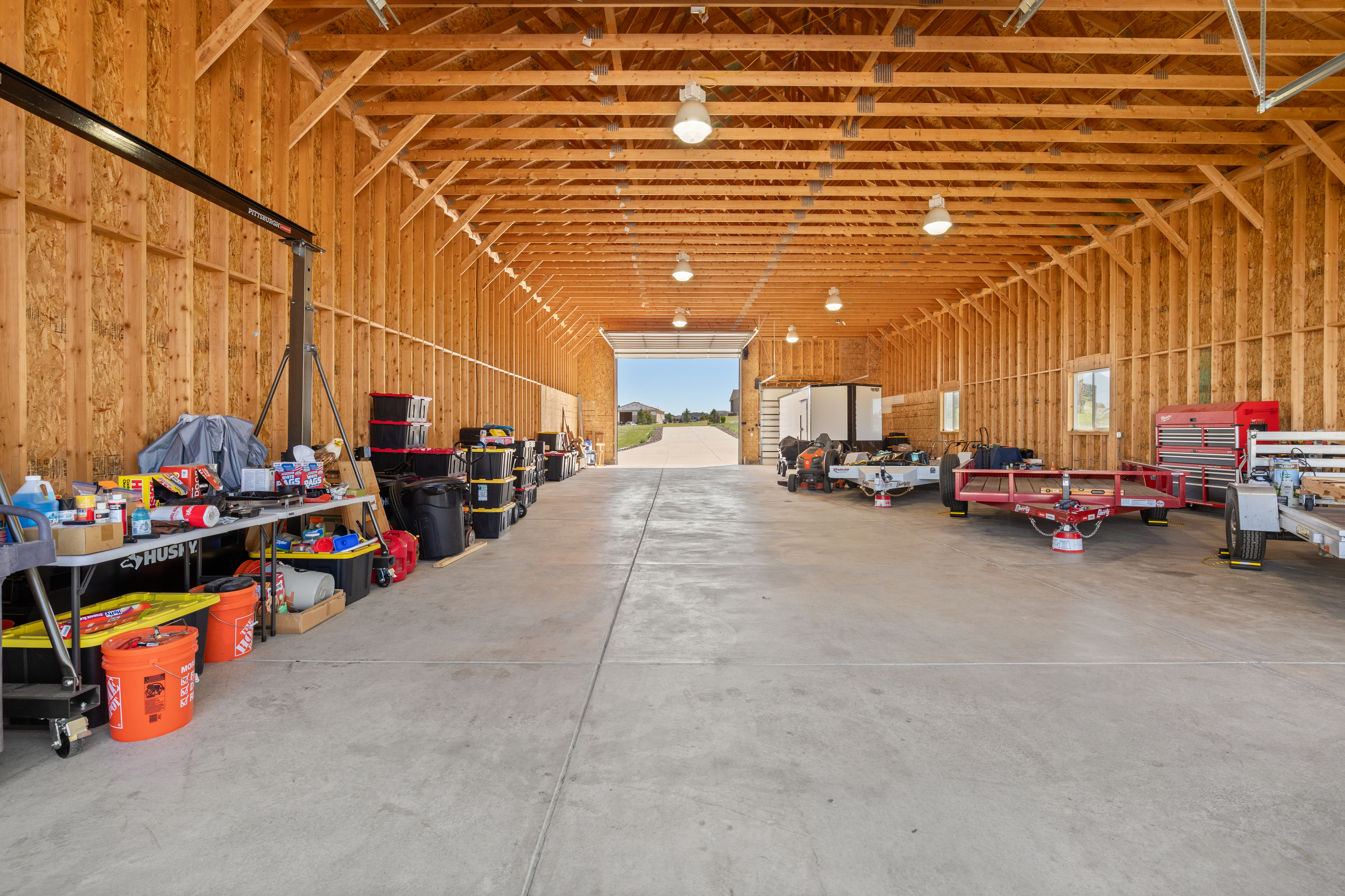  Set on 2.35 acres in Spring Valley Ranch - 物件實景