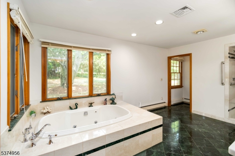 Madison Boro, New Jersey, 07940, United States, 4 Bedrooms Bedrooms, ,3 BathroomsBathrooms,Residential,For Sale,1906831