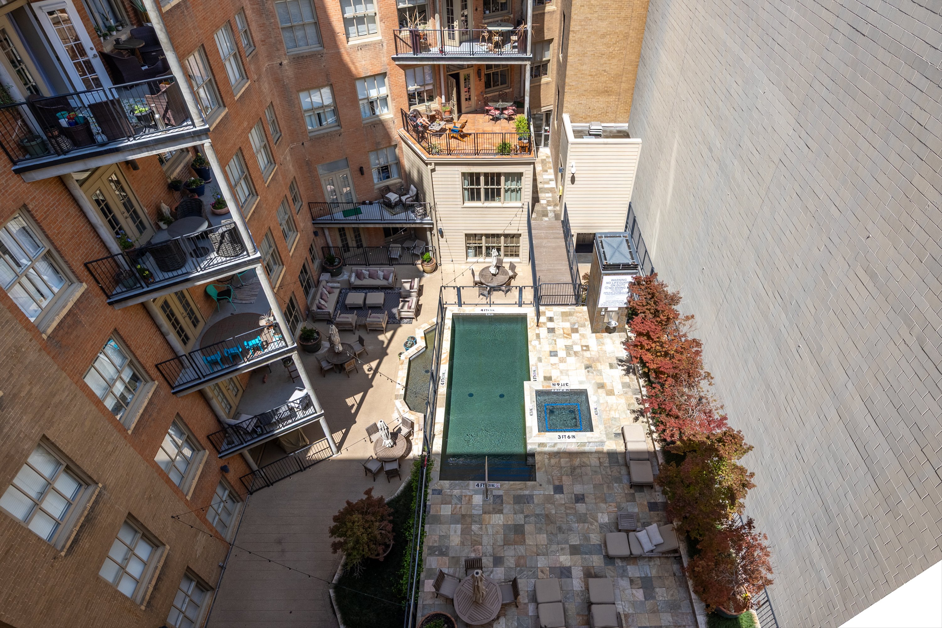  411 7th Street, Fort Worth, TX, 76102 - 物件實景