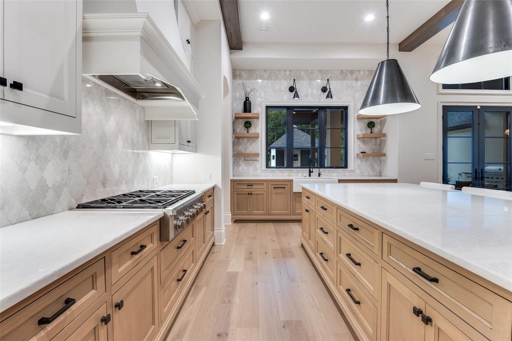 Midlothian, Texas, 76065, United States, 4 Bedrooms Bedrooms, ,5 BathroomsBathrooms,Residential,For Sale,1983532