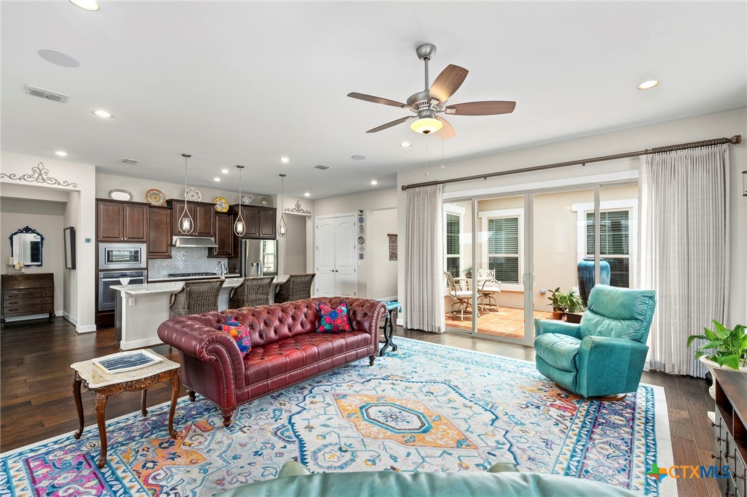 San Marcos, Texas, 78666, United States, 2 Bedrooms Bedrooms, ,3 BathroomsBathrooms,Residential,For Sale,1988978