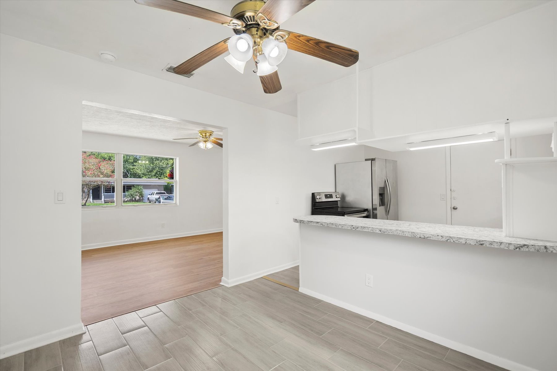  2125 W Lou Drive, Jacksonville, FL, 32216 - 物件實景
