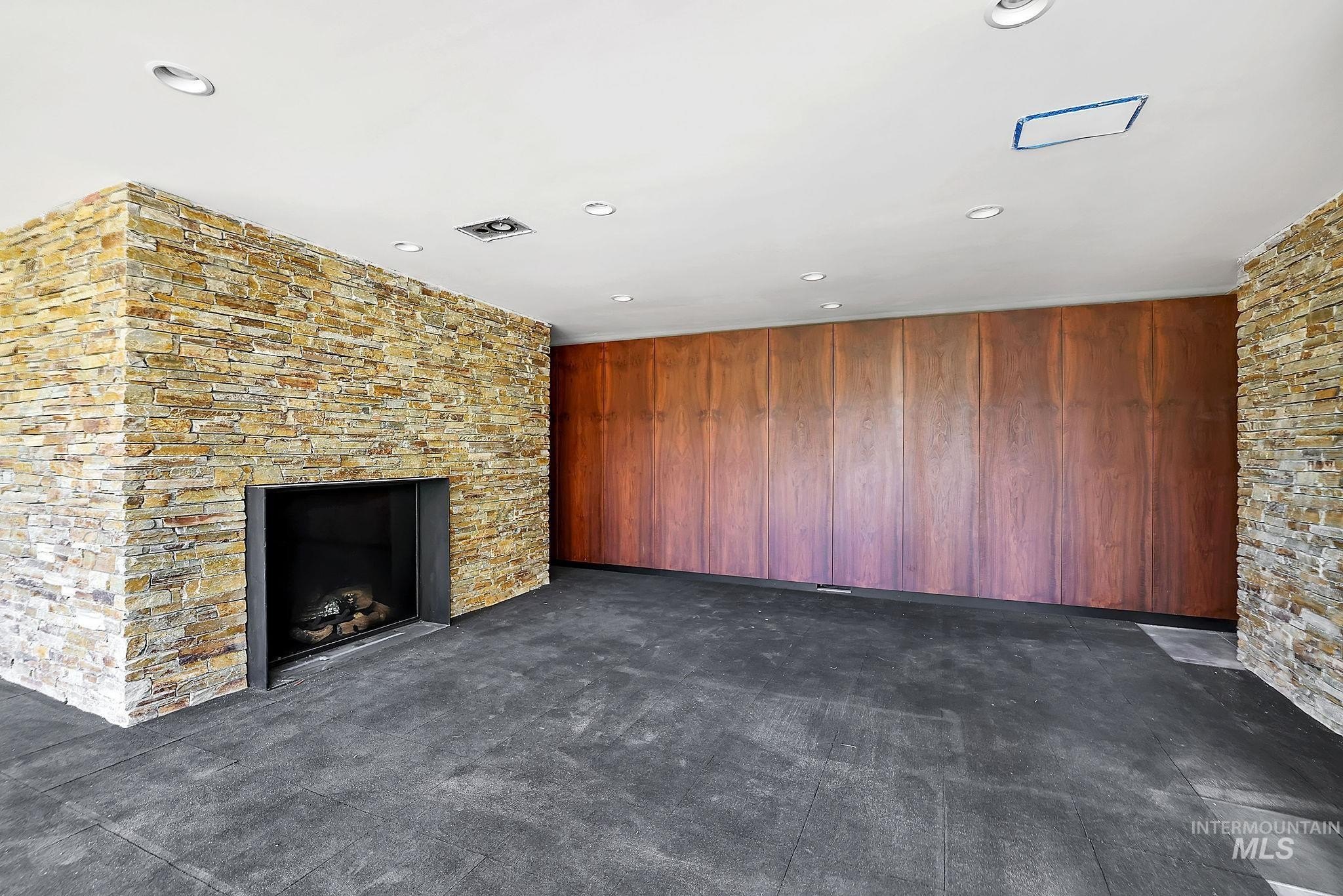 New Meadows, Idaho, 83654, United States, 4 Bedrooms Bedrooms, ,4 BathroomsBathrooms,Residential,For Sale,1980814