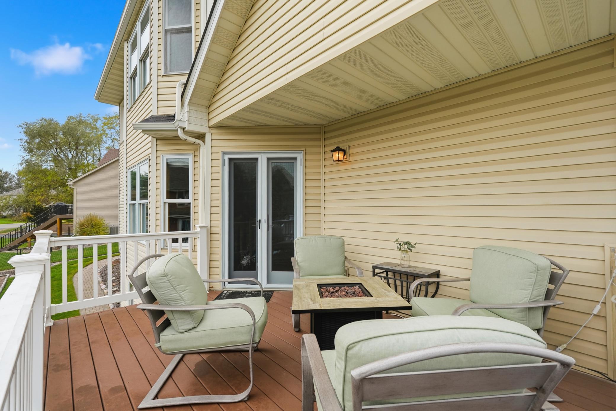 Hudson, Wisconsin, 54016, United States, 5 Bedrooms Bedrooms, ,3 BathroomsBathrooms,Residential,For Sale,1989559