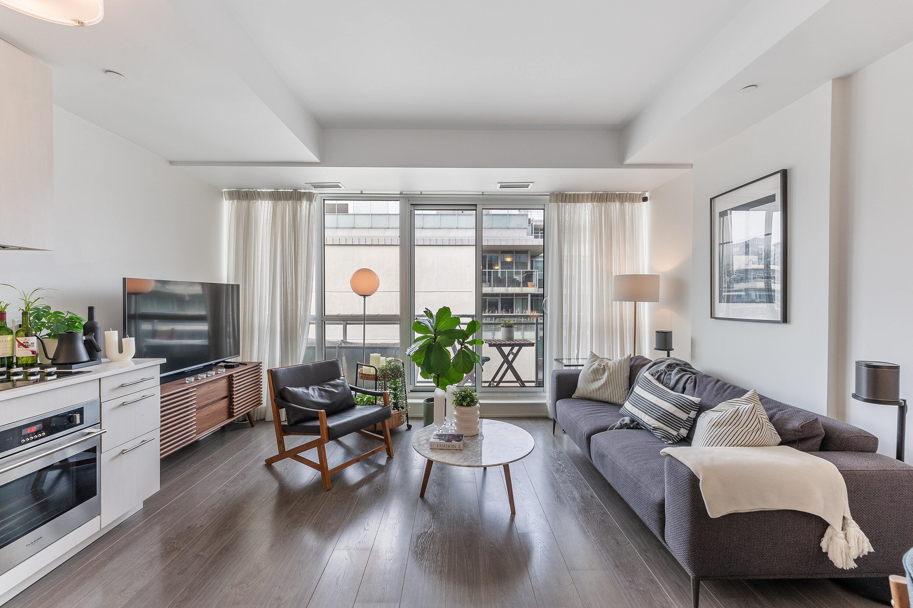  Boutique Downtown Condo - 物件實景