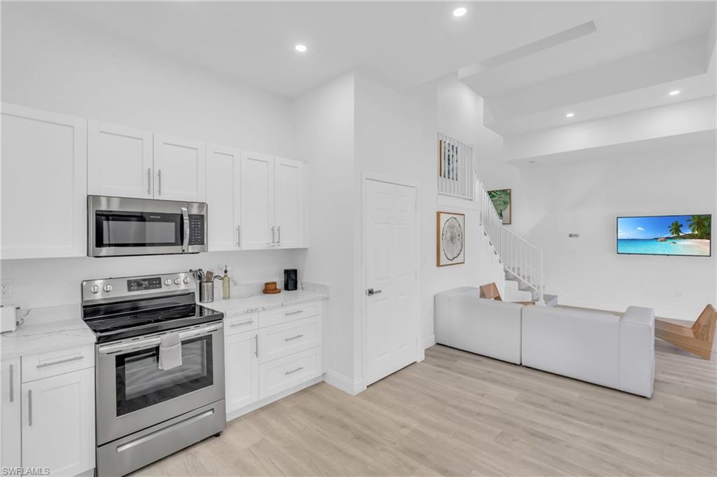 Naples, Florida, 34112, United States, 4 Bedrooms Bedrooms, ,4 BathroomsBathrooms,Residential,For Sale,1687628