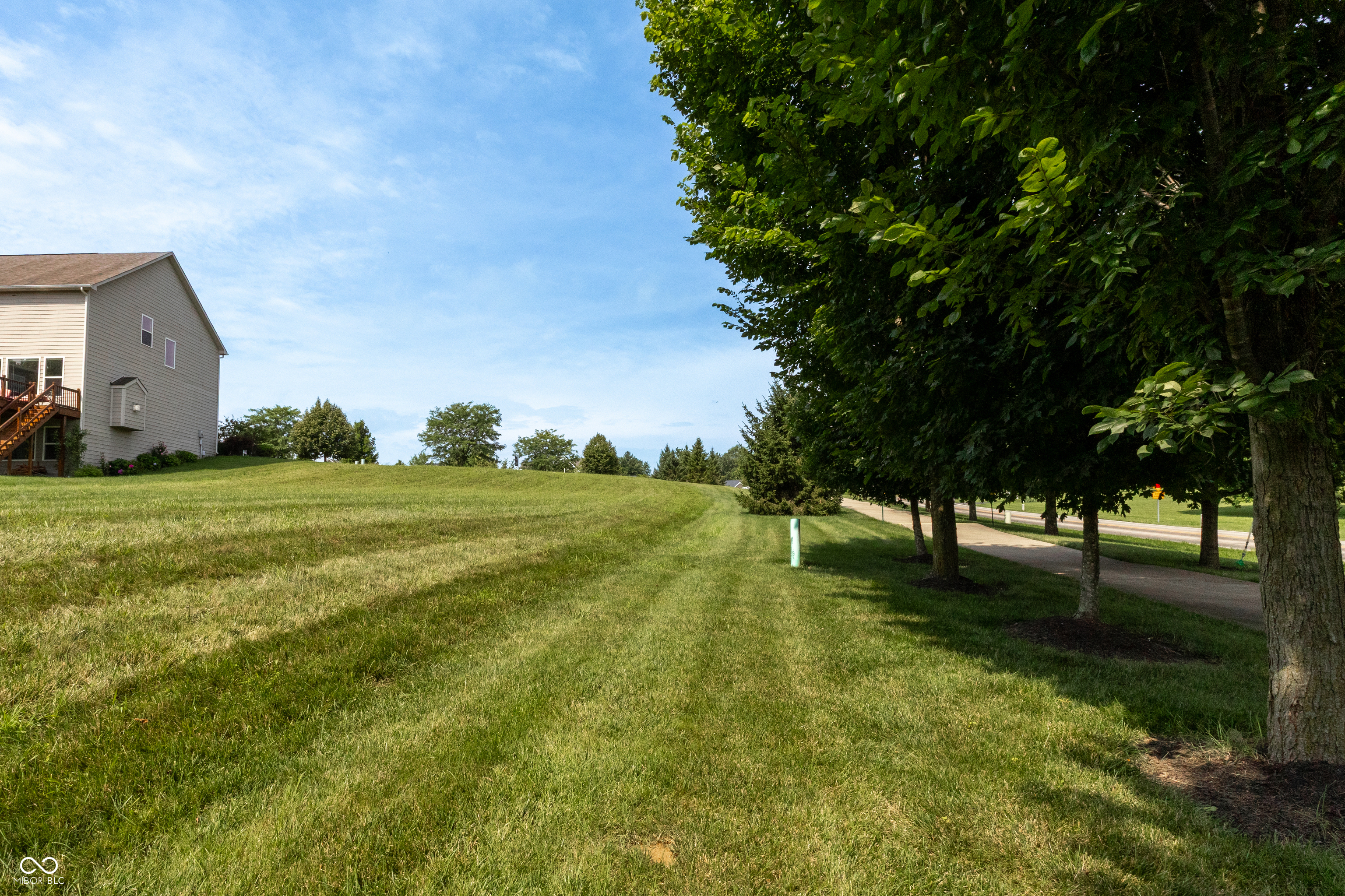 Columbus, Indiana, 47201, United States, 4 Bedrooms Bedrooms, ,4 BathroomsBathrooms,Residential,For Sale,1974364