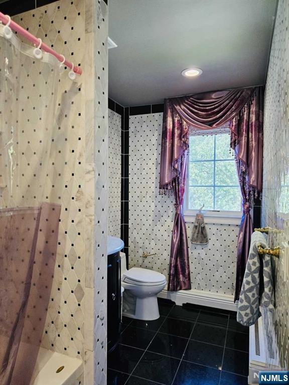 Paramus, New Jersey, 07652, United States, 7 Bedrooms Bedrooms, ,7 BathroomsBathrooms,Residential,For Sale,1905752