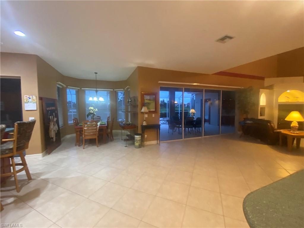 Bonita Springs, Florida, 34135, United States, 4 Bedrooms Bedrooms, ,4 BathroomsBathrooms,Residential,For Sale,1947100