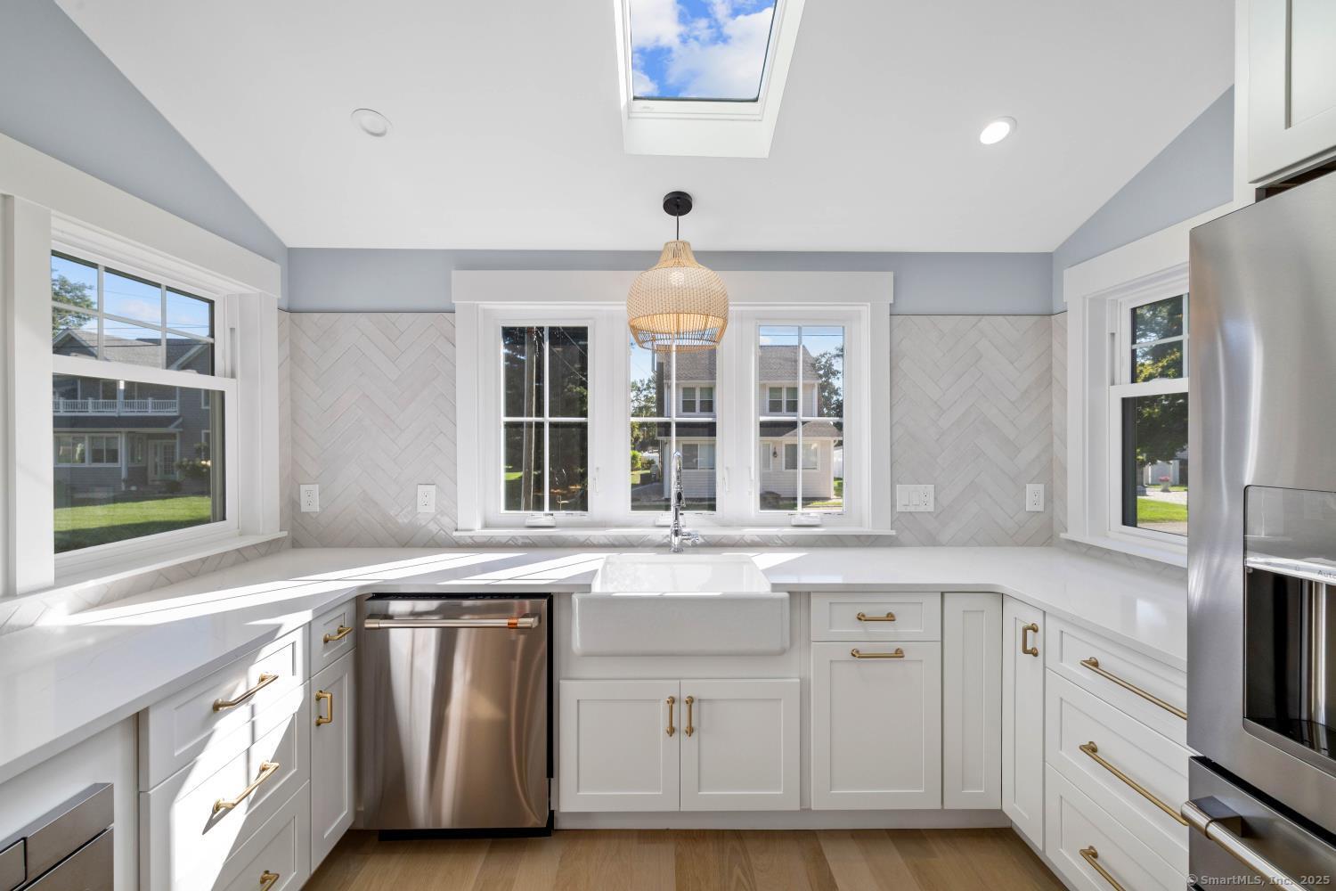 Old Saybrook, Connecticut, 06475, United States, 4 Bedrooms Bedrooms, ,4 BathroomsBathrooms,Residential,For Sale,1938847
