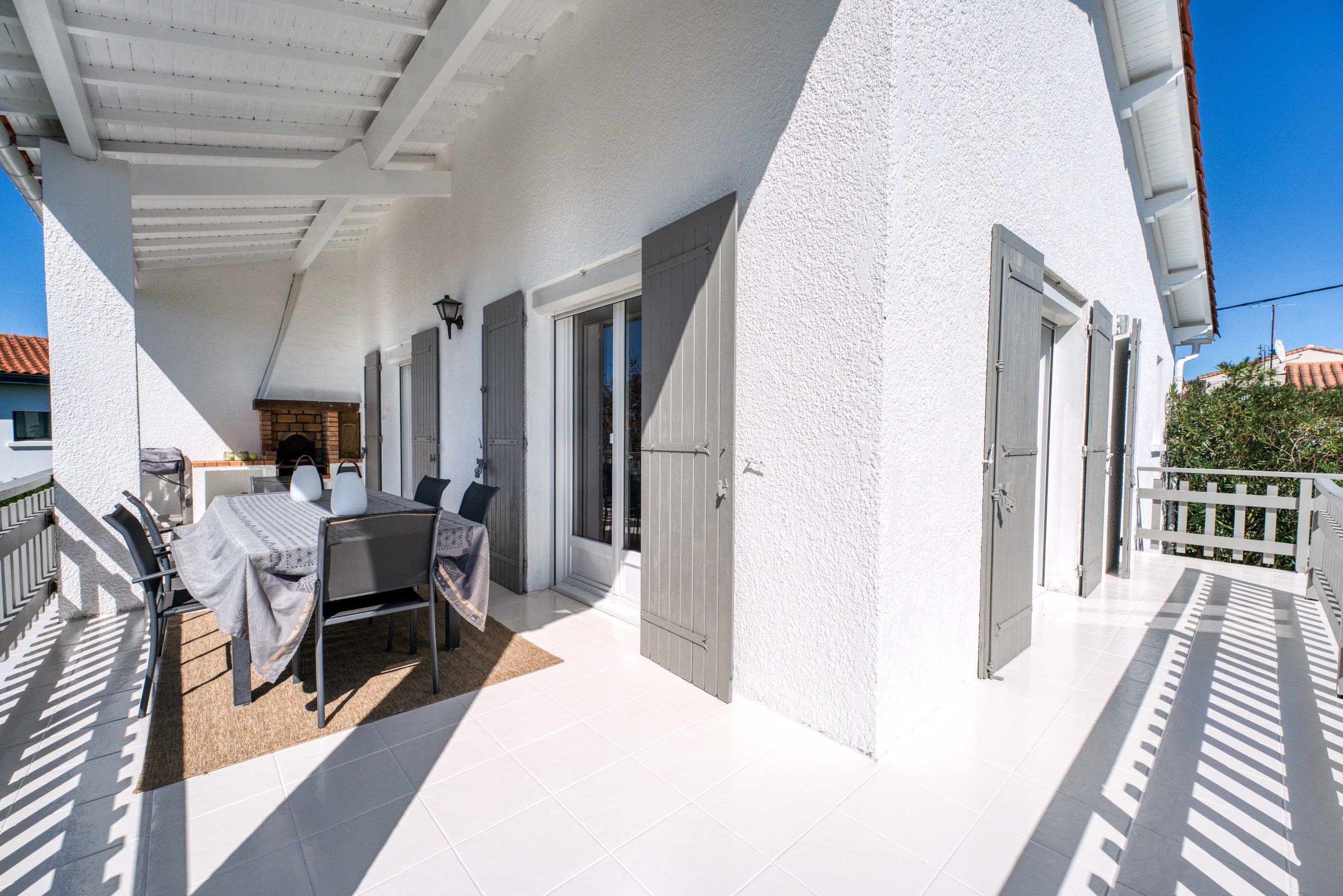  Renovated house with swimming pool near Pontaillac - 物件實景