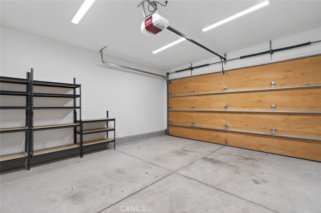 Los Angeles, California, 90026, United States, 3 Bedrooms Bedrooms, ,3 BathroomsBathrooms,Residential,For Sale,2040184