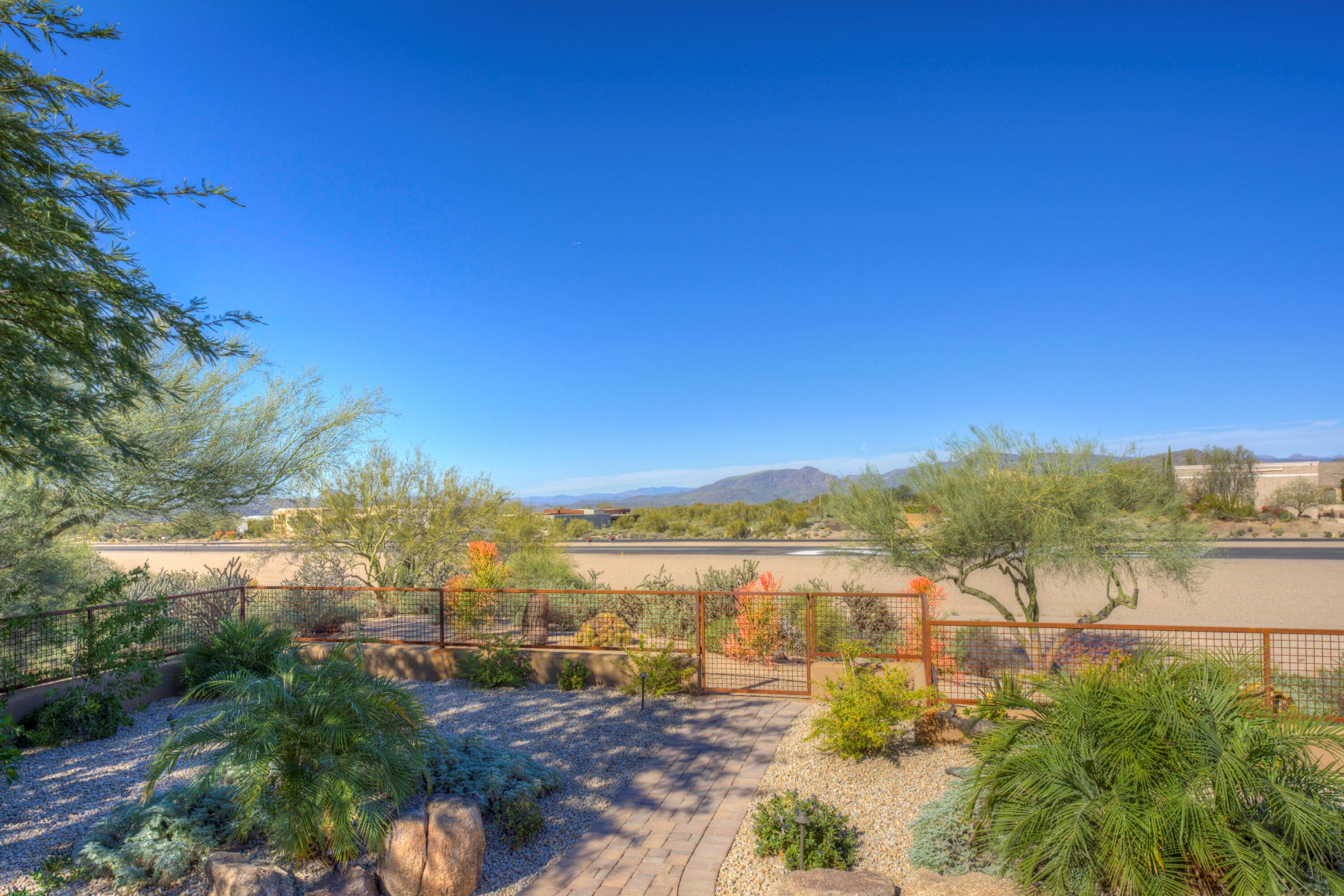  8502 E Cave Creek Road¦Carefree, AZ - 物件實景