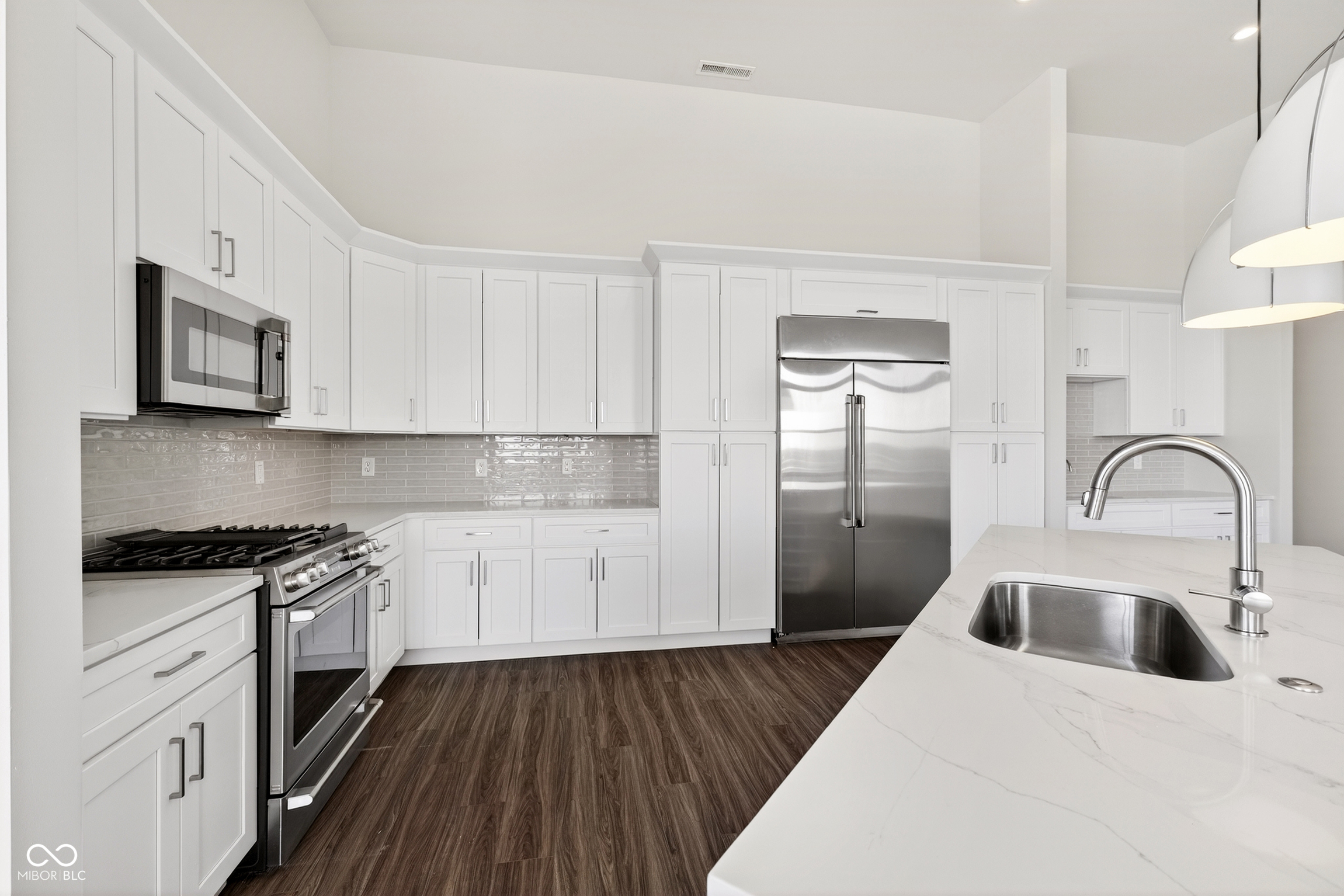 Carmel, Indiana, 46032, United States, 2 Bedrooms Bedrooms, ,3 BathroomsBathrooms,Residential,For Sale,1982696