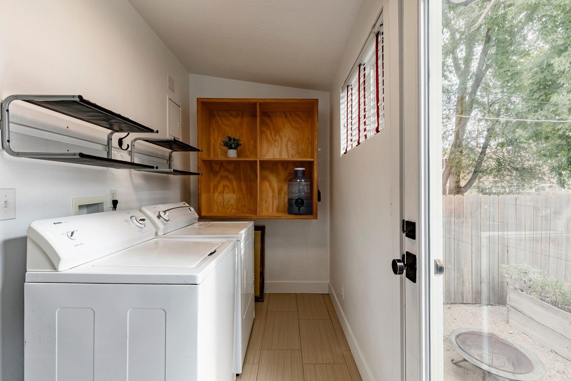  Central 9th Victorian & Accessory Dwelling Unit with Short- Term Rental Zoning - 物件實景