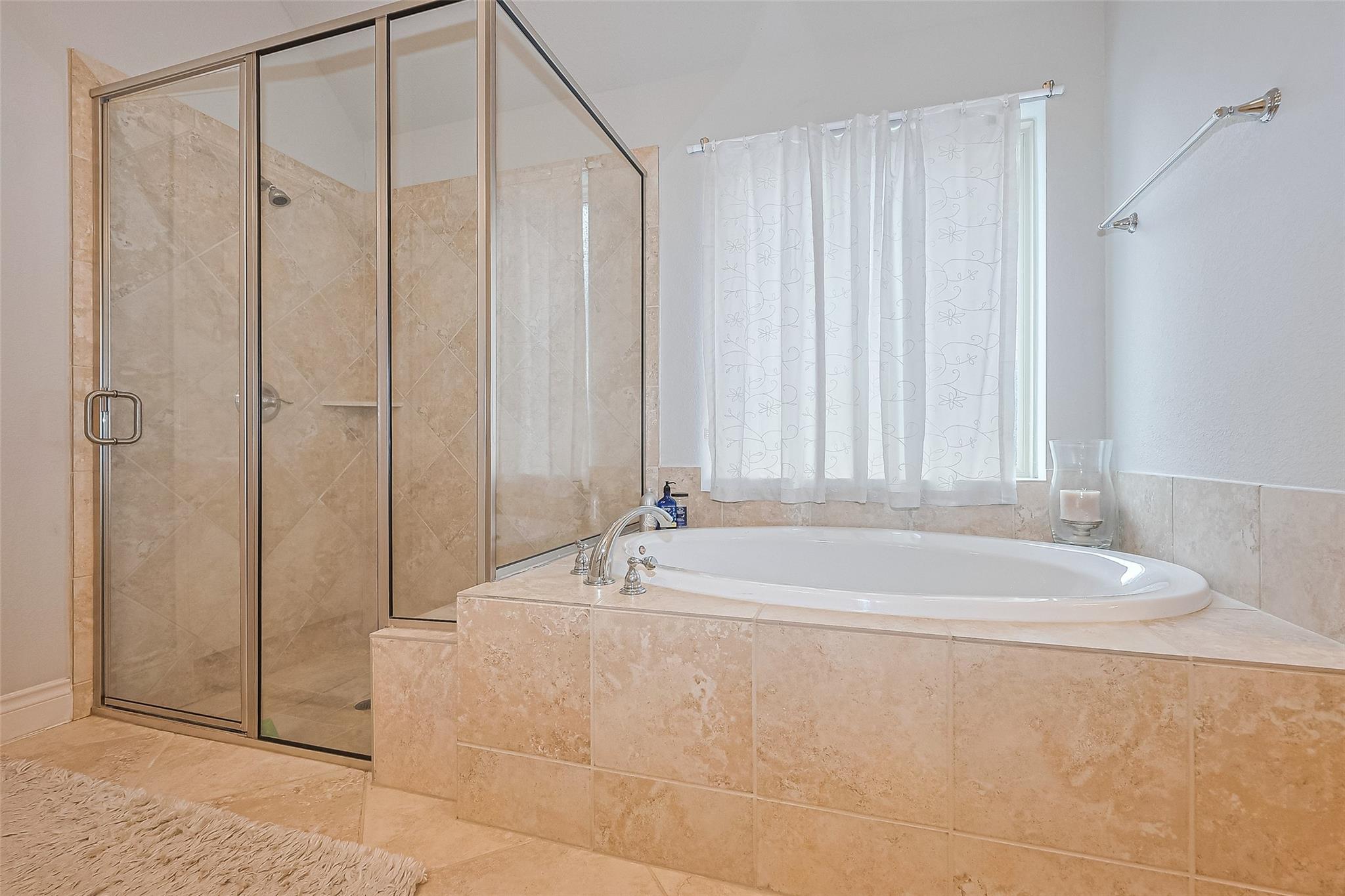 Katy, Texas, 77493, United States, 4 Bedrooms Bedrooms, ,4 BathroomsBathrooms,Residential,For Sale,1982754