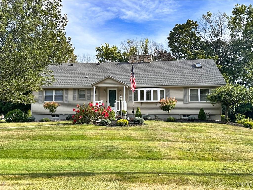 New Hartford, New York, 13413, United States, 4 Bedrooms Bedrooms, ,5 BathroomsBathrooms,Residential,For Sale,1932756