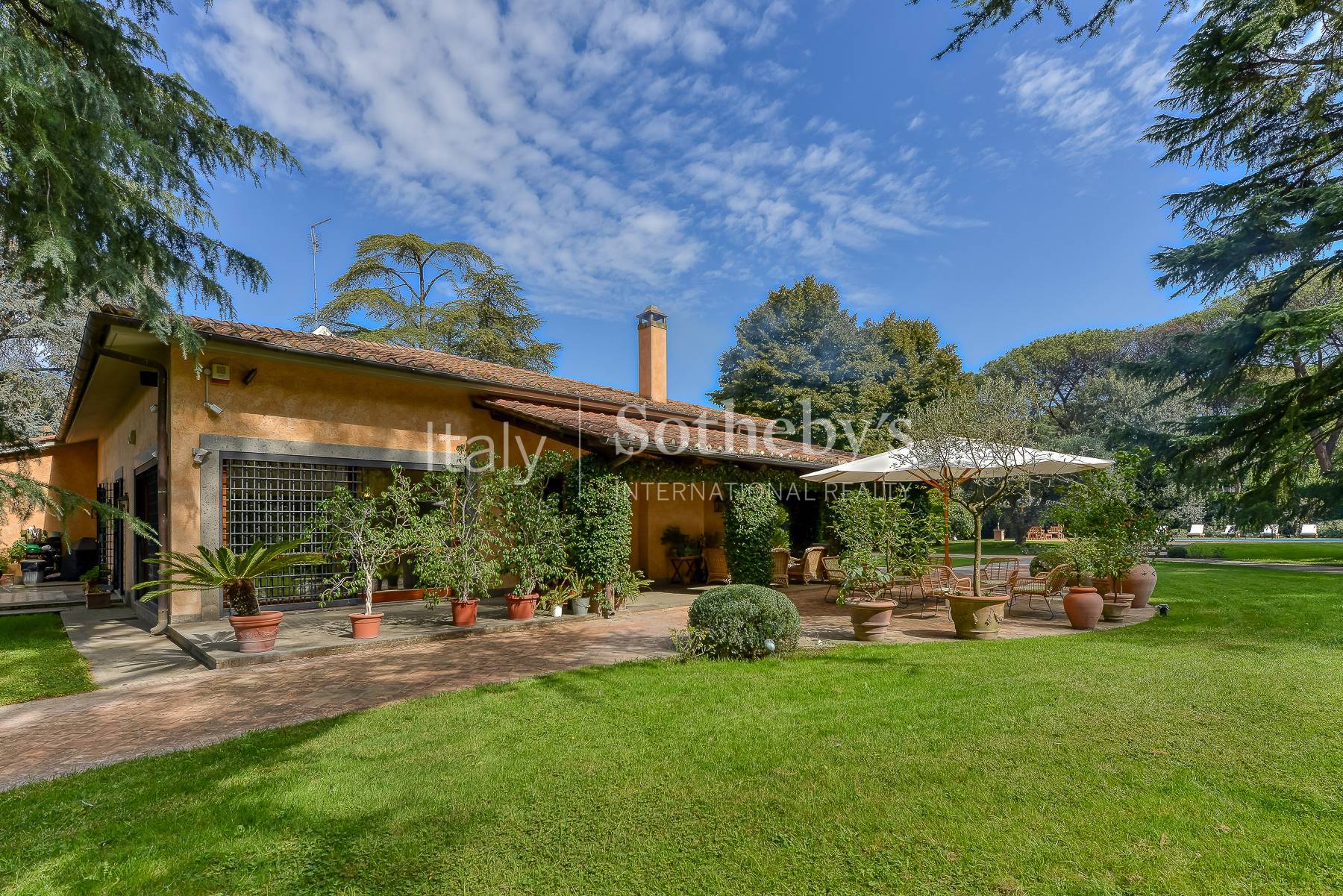 Elegant Roman Villa with Private Park and Pool - 物件實景