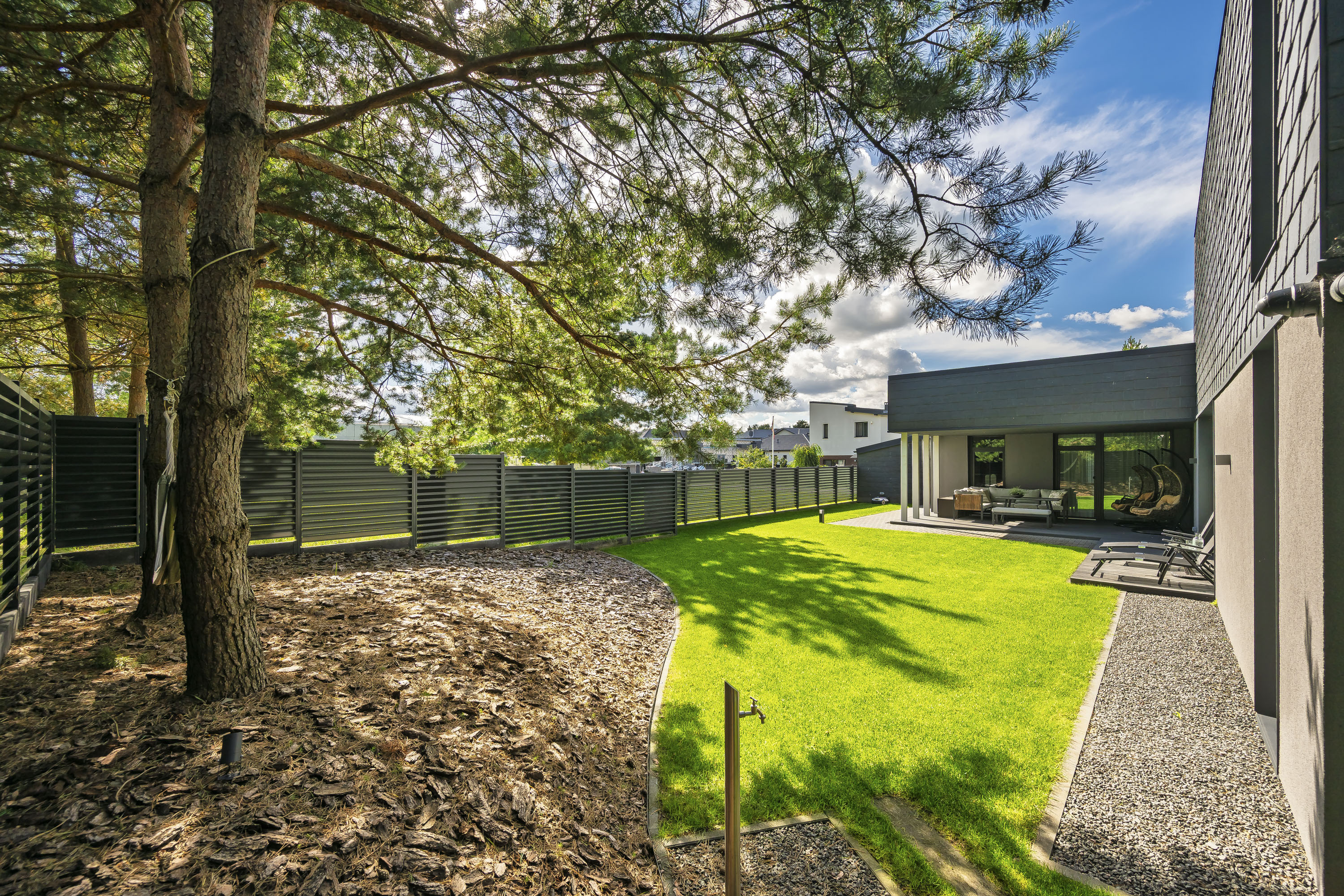  Architecture, Light and the Serenity of Pines - 物件實景
