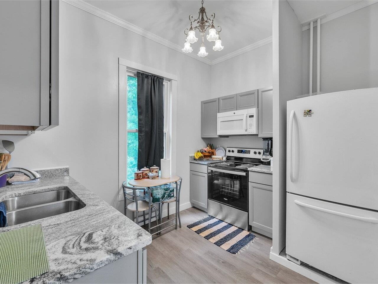 St. Albans City, Vermont, 05478, United States, 5 Bedrooms Bedrooms, ,5 BathroomsBathrooms,Residential,For Sale,1829327