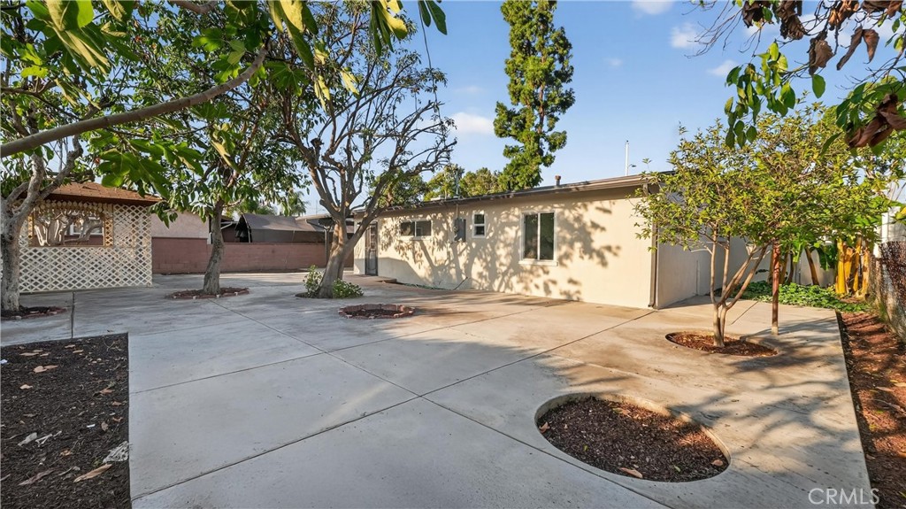 La Puente, California, 91744, United States, 3 Bedrooms Bedrooms, ,2 BathroomsBathrooms,Residential,For Sale,1986129