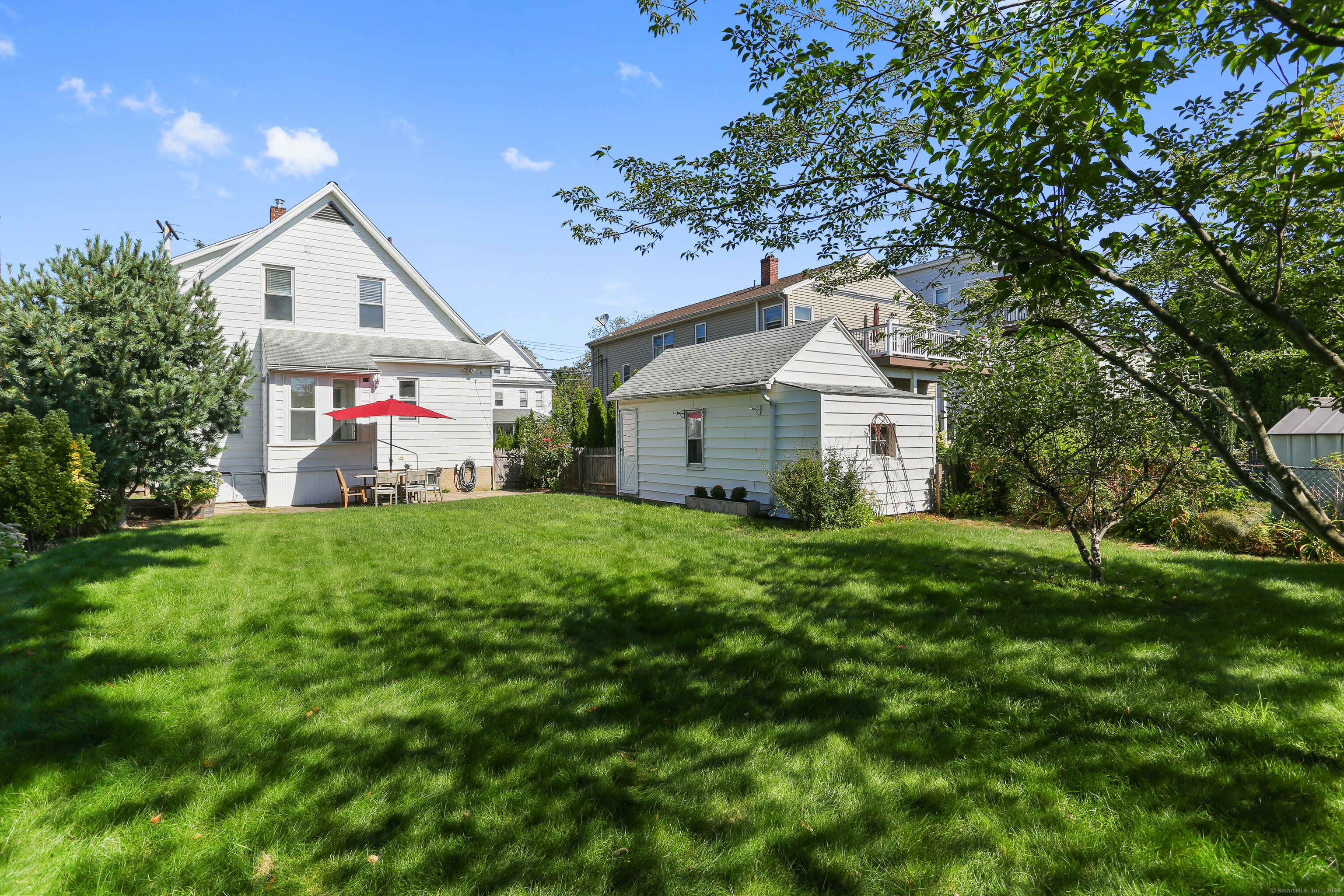 Fairfield, Connecticut, 06825, United States, 4 Bedrooms Bedrooms, ,2 BathroomsBathrooms,Residential,For Sale,1940961