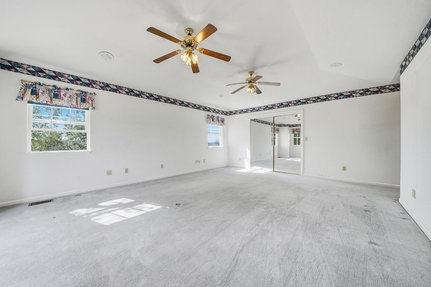 Valley Springs, California, 95252, United States, 3 Bedrooms Bedrooms, ,3 BathroomsBathrooms,Residential,For Sale,1983340