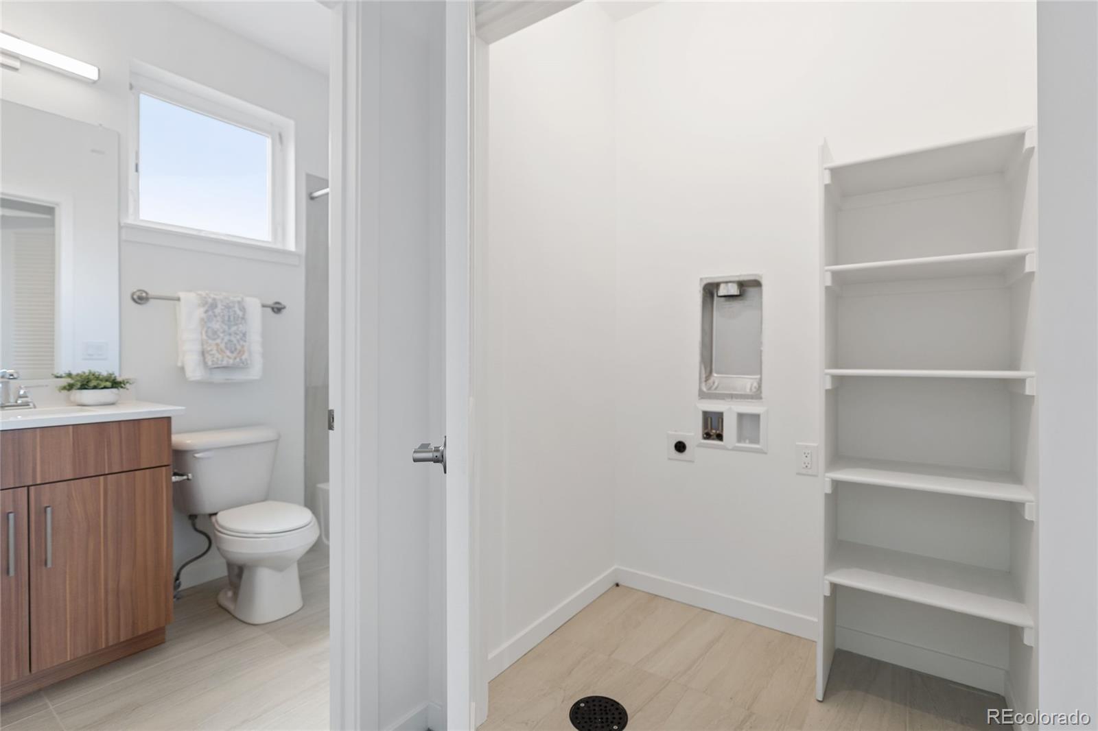 Denver, Colorado, 80231, United States, 3 Bedrooms Bedrooms, ,4 BathroomsBathrooms,Residential,For Sale,1877568