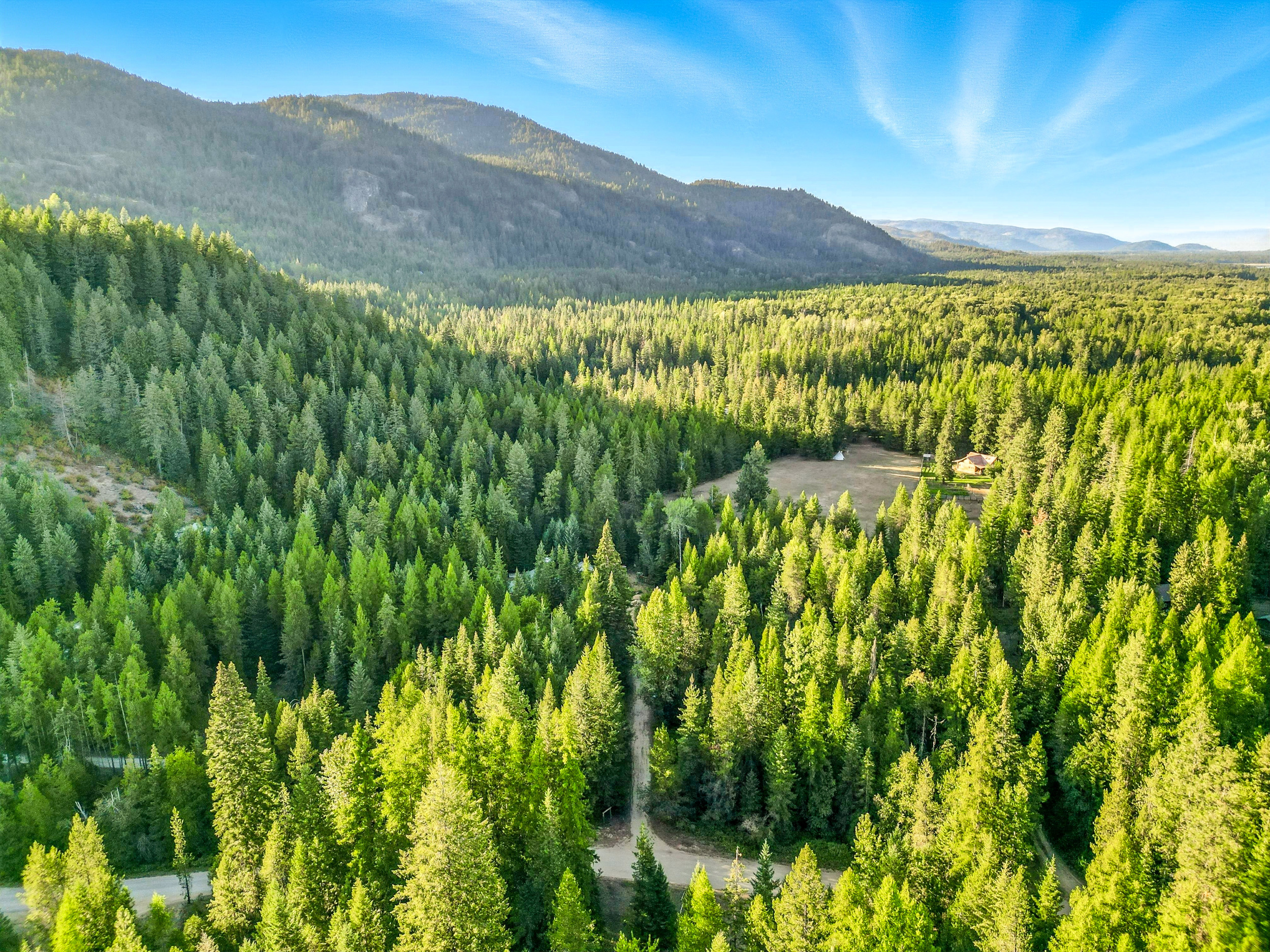 Sandpoint, Idaho, 83864, United States, 2 Bedrooms Bedrooms, ,2 BathroomsBathrooms,Residential,For Sale,2006058