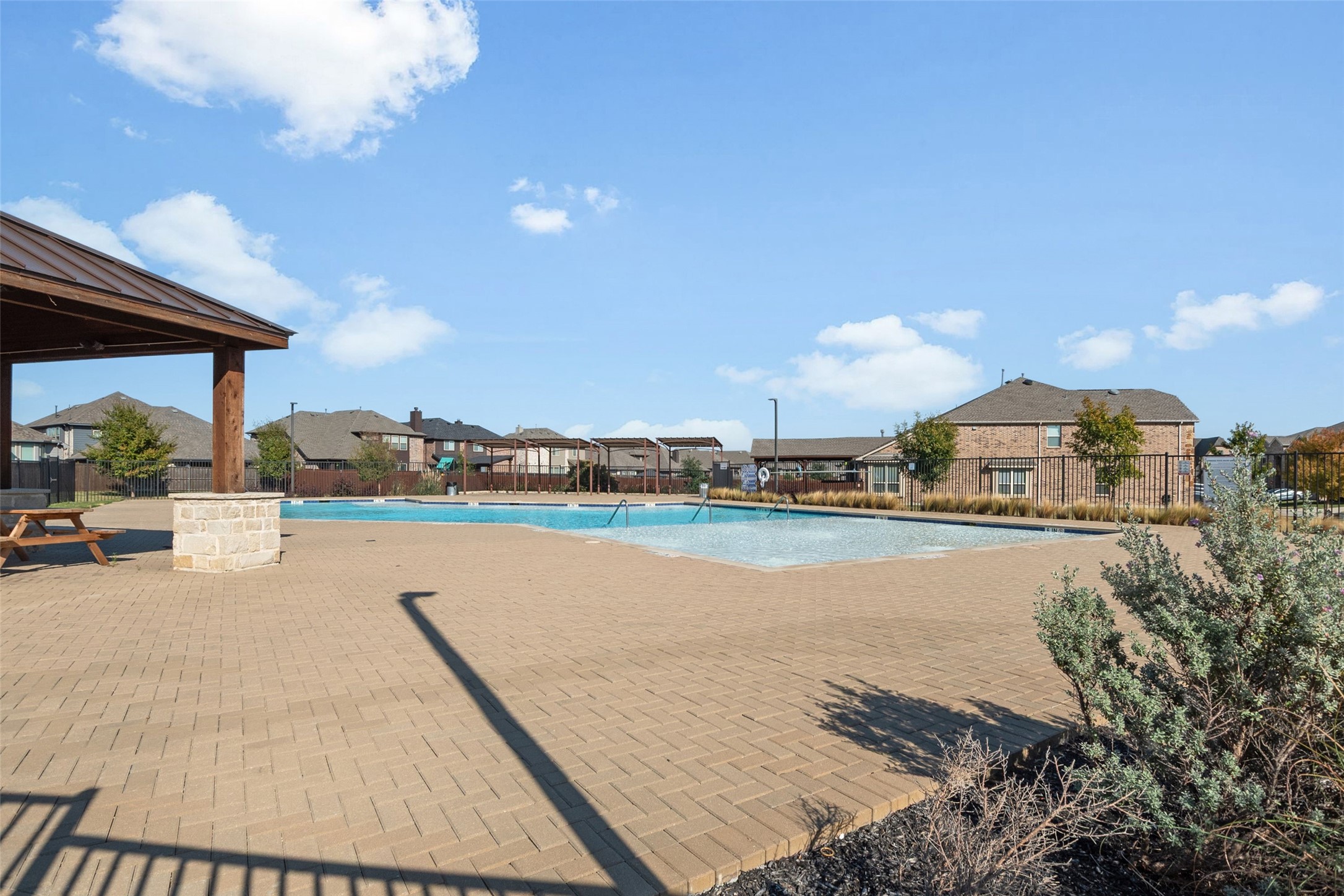 Little Elm, Texas, 75068, United States, 4 Bedrooms Bedrooms, ,4 BathroomsBathrooms,Residential,For Sale,1990975