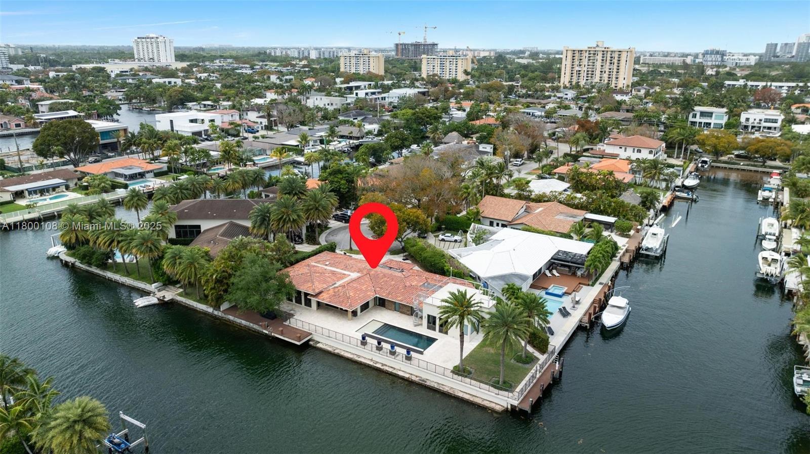 North Miami, Florida, 33181, United States, 5 Bedrooms Bedrooms, ,5 BathroomsBathrooms,Residential,For Sale,1804760