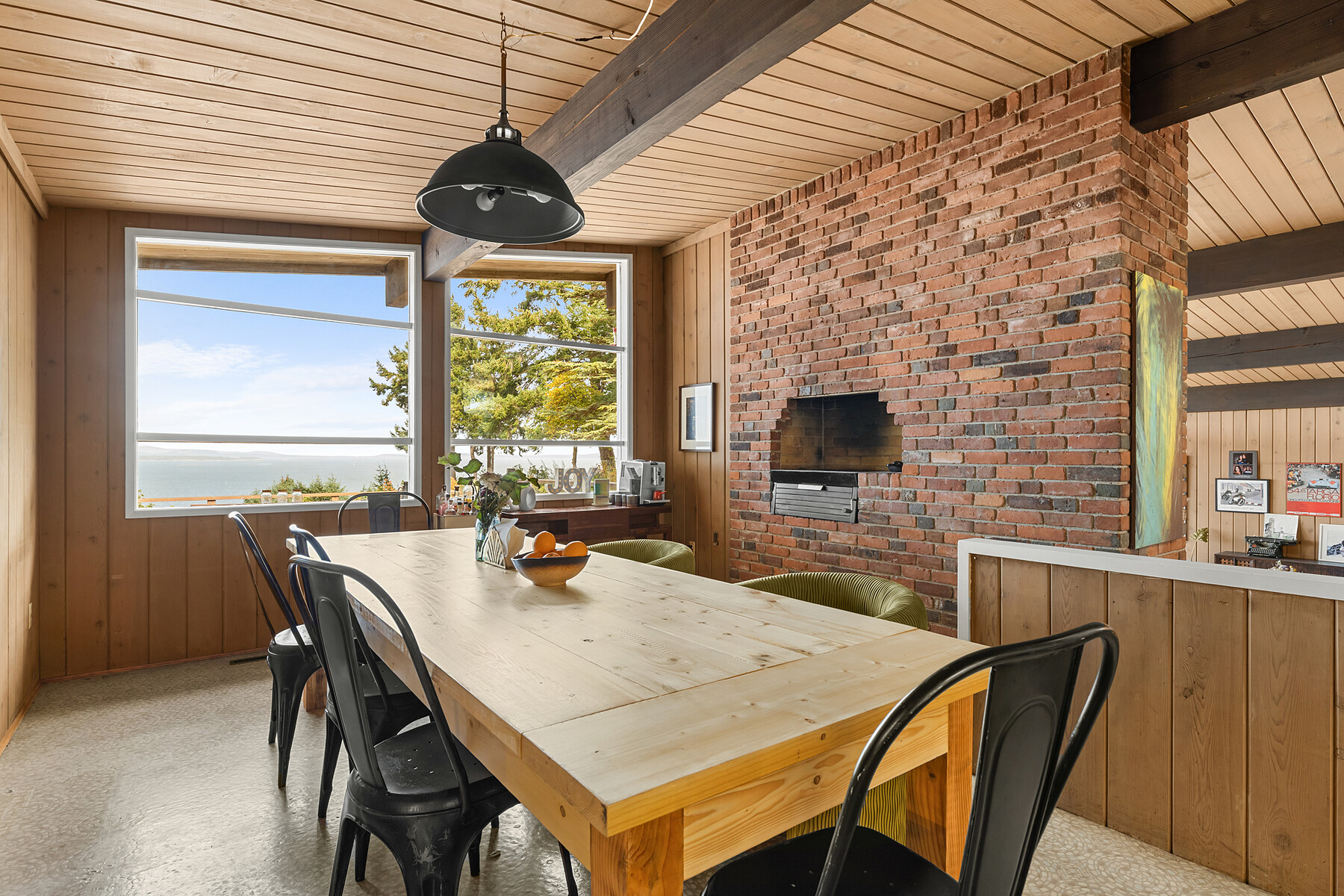  Gordon Head Oceanfront - 物件實景