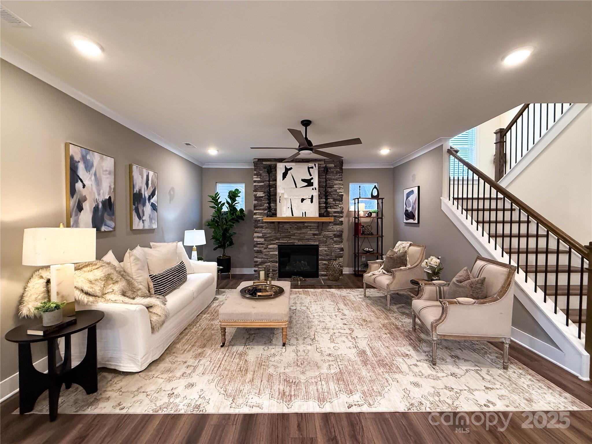 Huntersville, North Carolina, 28078, United States, 6 Bedrooms Bedrooms, ,5 BathroomsBathrooms,Residential,For Sale,1988370