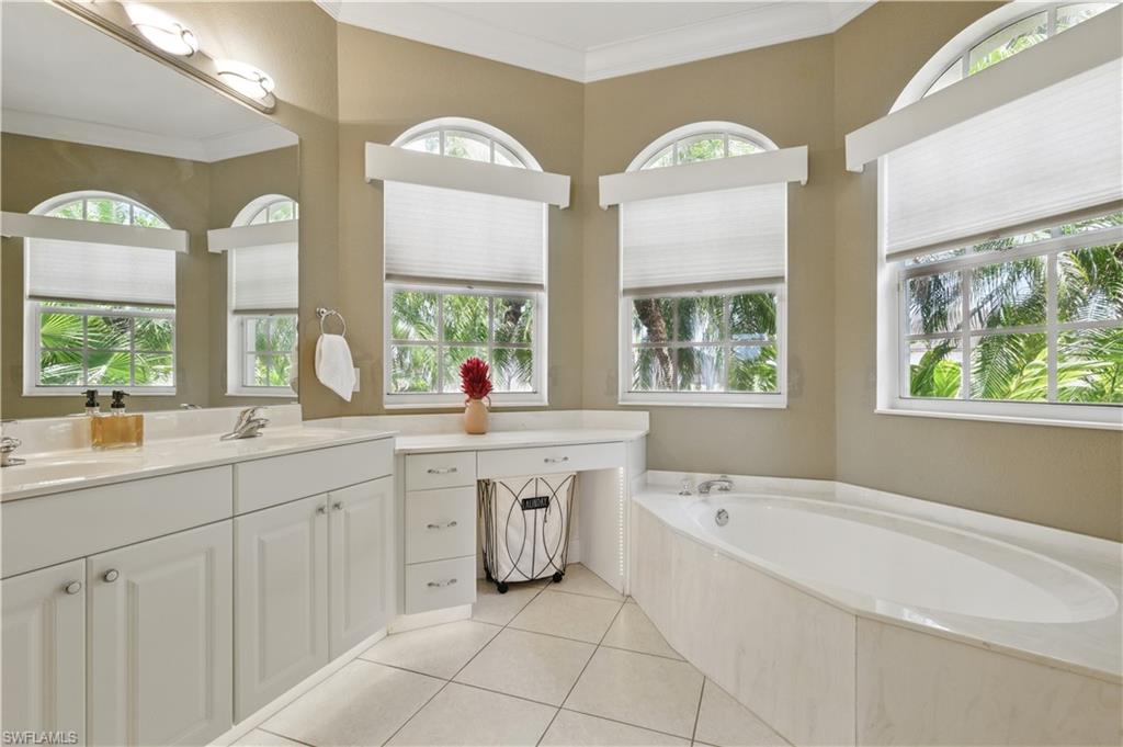 Cape Coral, Florida, 33914, United States, 4 Bedrooms Bedrooms, ,4 BathroomsBathrooms,Residential,For Sale,1985054