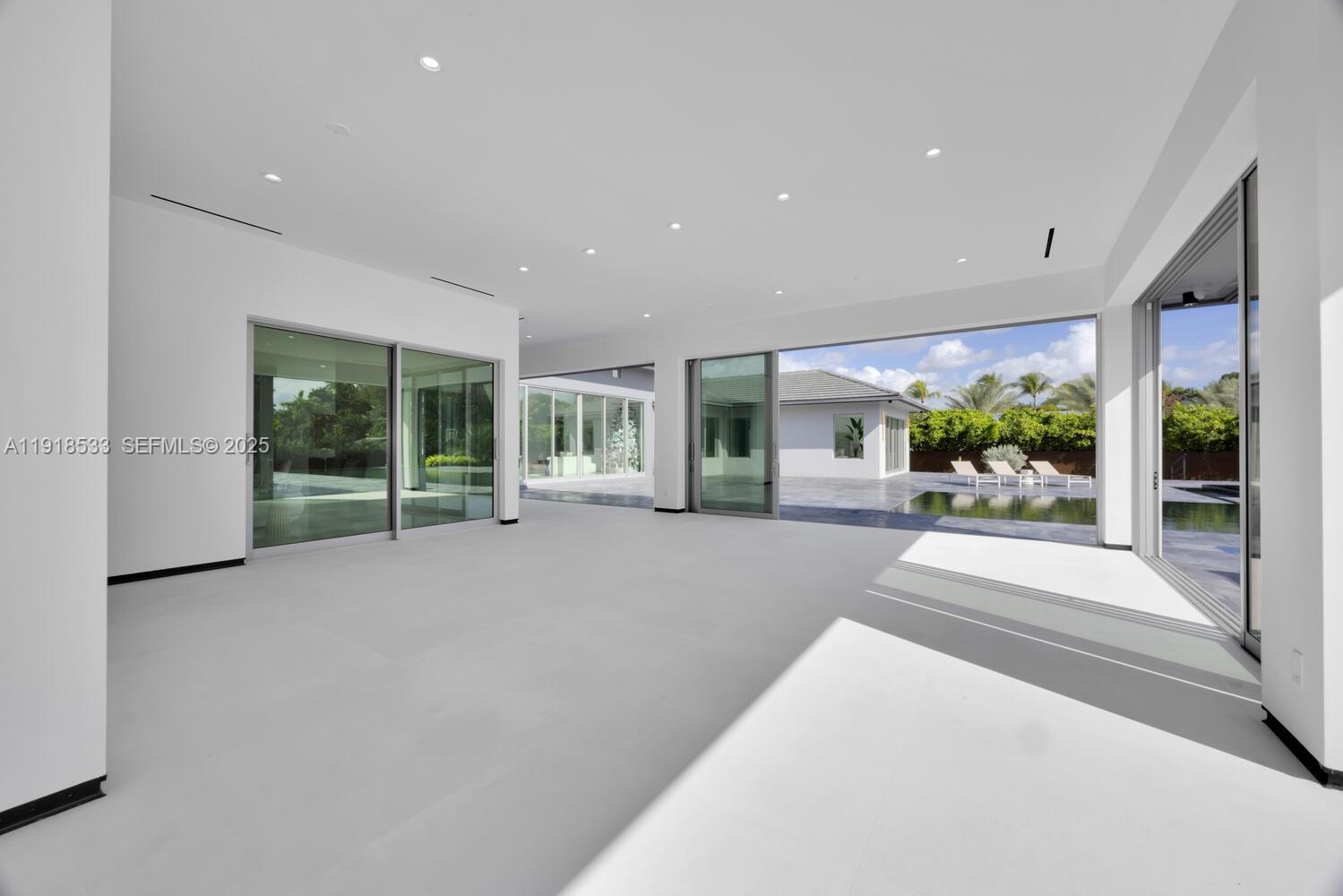 Miami, Florida, 33173, United States, 6 Bedrooms Bedrooms, ,7 BathroomsBathrooms,Residential,For Sale,2001798