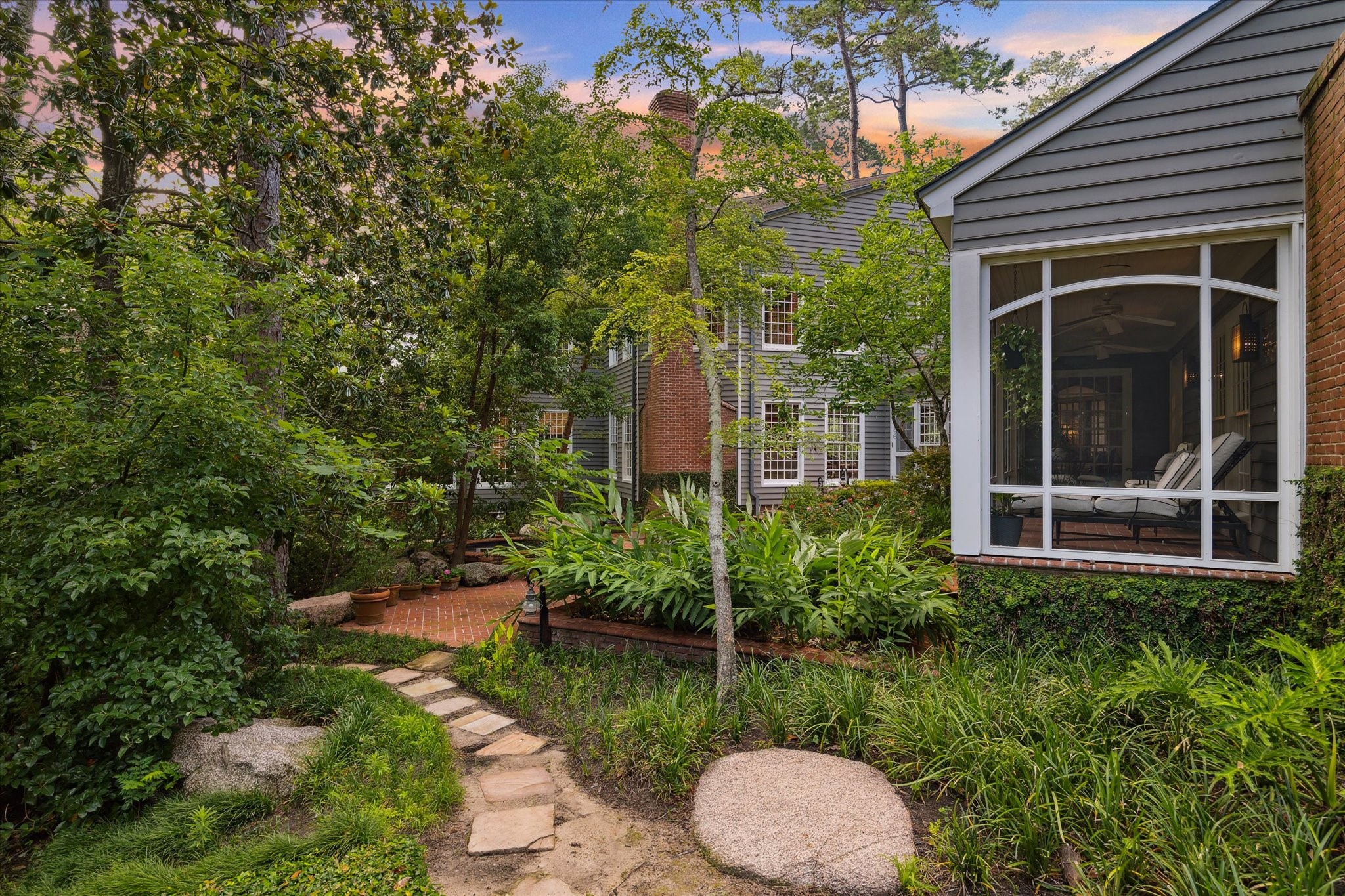  3971 Inverness Drive - 物件實景