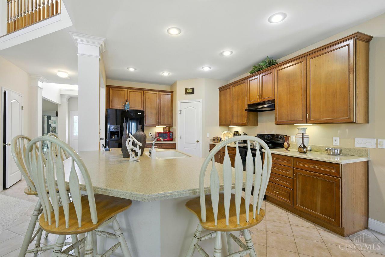 Fairfield Twp, Ohio, 45011, United States, 4 Bedrooms Bedrooms, ,4 BathroomsBathrooms,Residential,For Sale,1949510