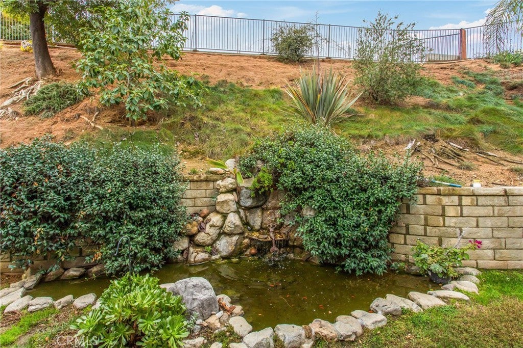 Redlands, California, 92373, United States, 5 Bedrooms Bedrooms, ,4 BathroomsBathrooms,Residential,For Sale,1992456