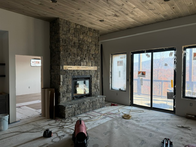 Sevierville, Tennessee, 378762, United States, 4 Bedrooms Bedrooms, ,7 BathroomsBathrooms,Residential,For Sale,1980543