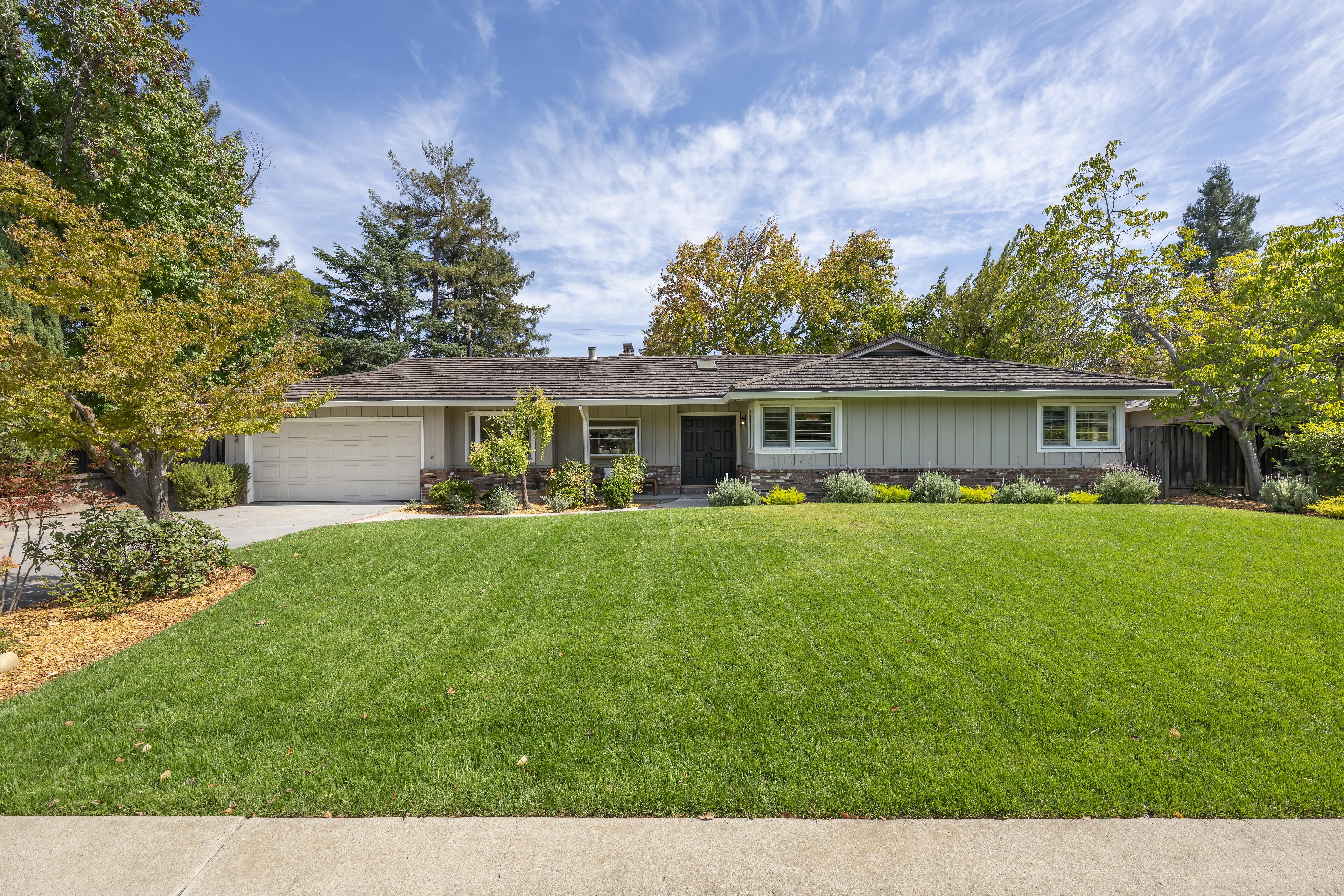  Classic South Los Altos Ranch Home - 物件實景